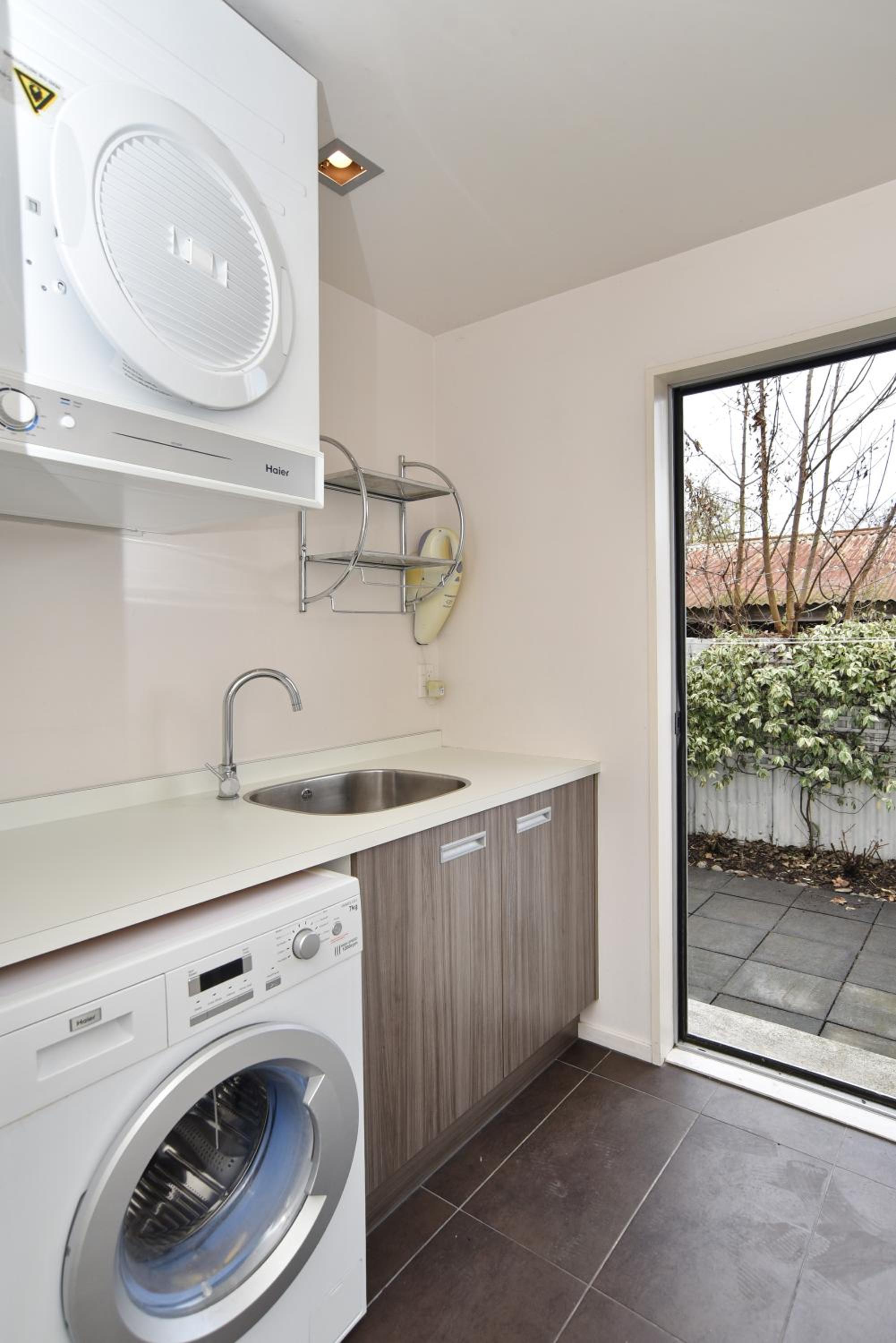 Armagh Apartment 3 - Christchurch Holiday Homes