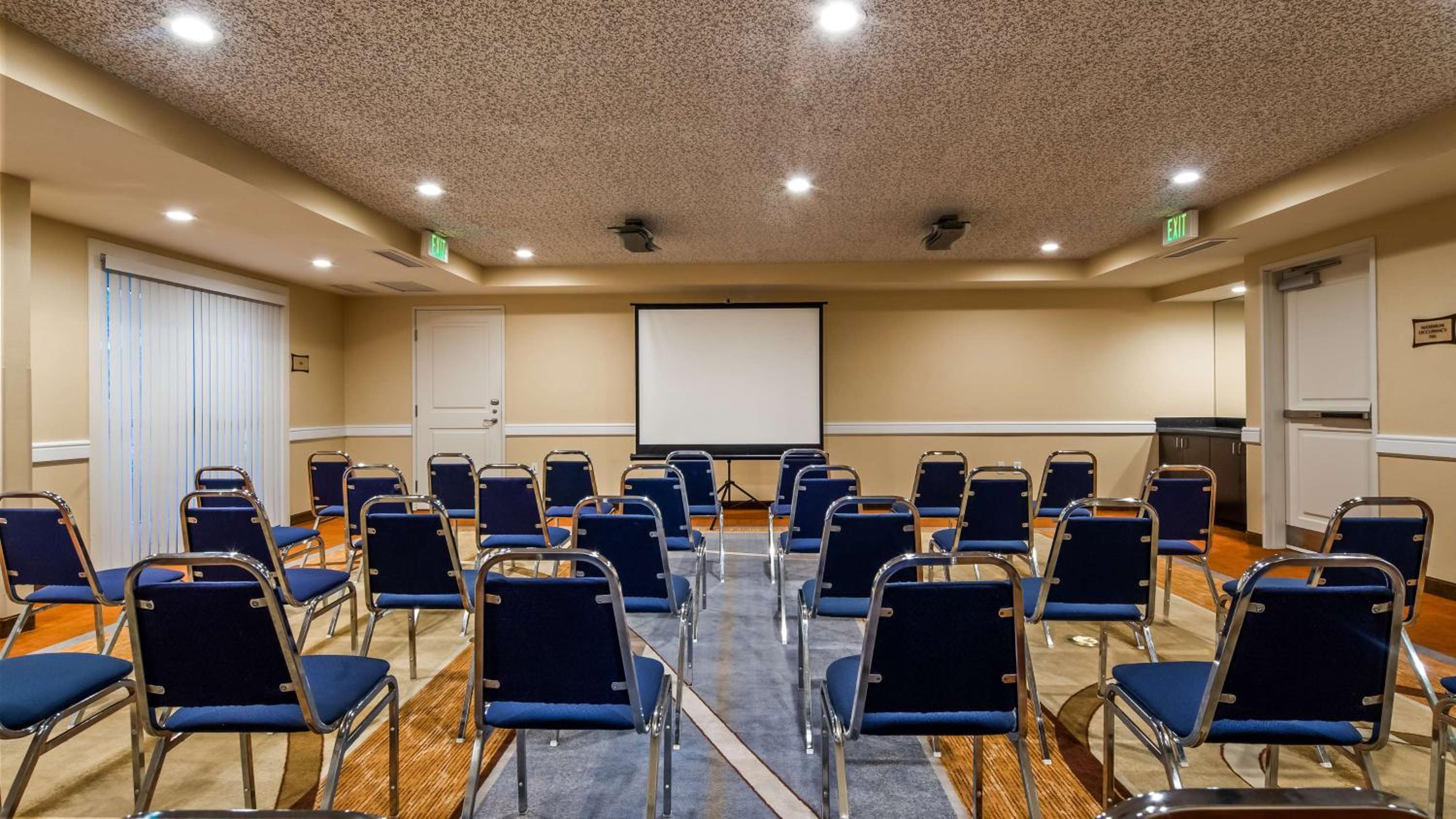 Best Western Plus Marina Gateway Hotel - Property Image 28