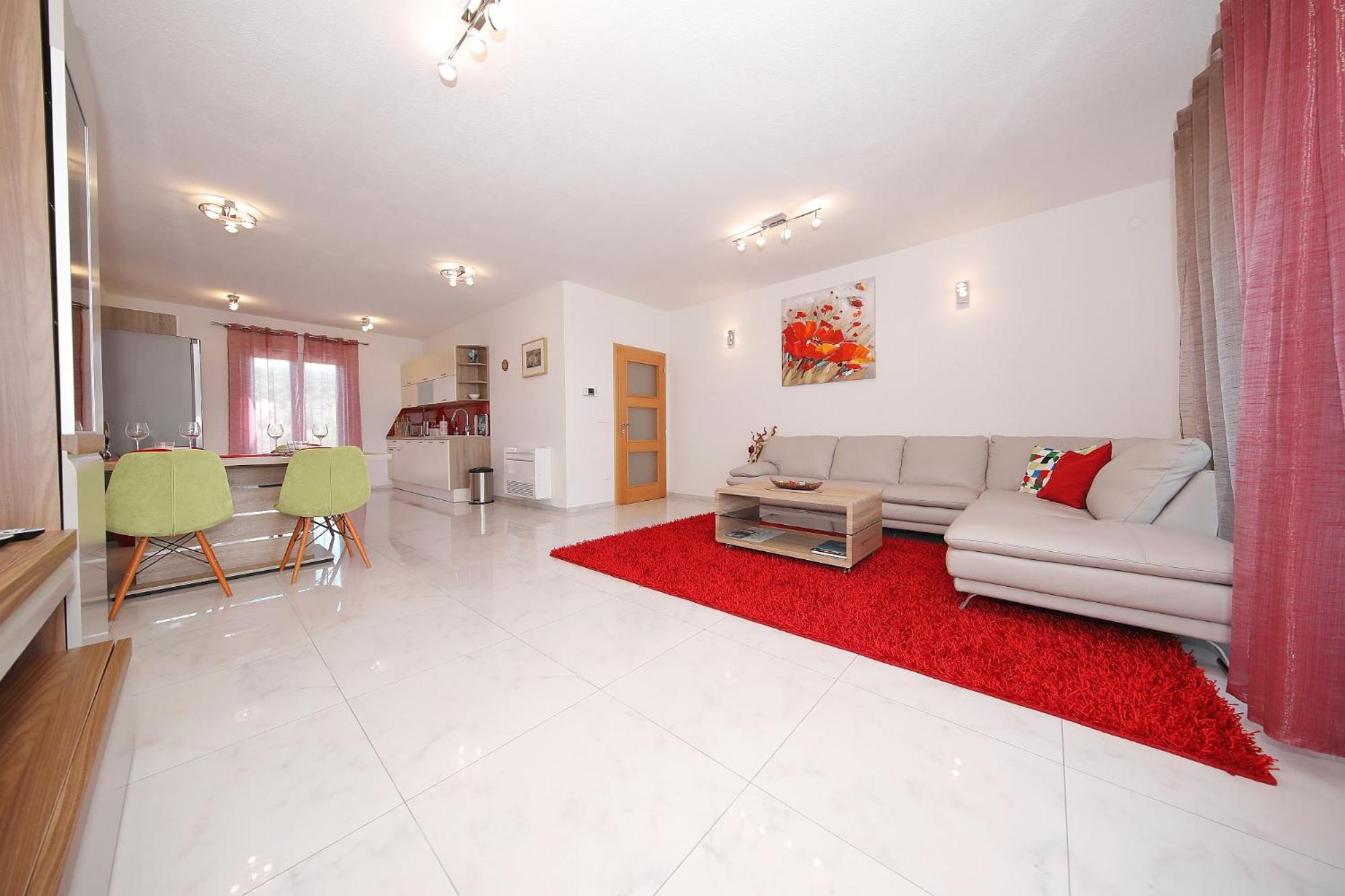 Apartment Lana