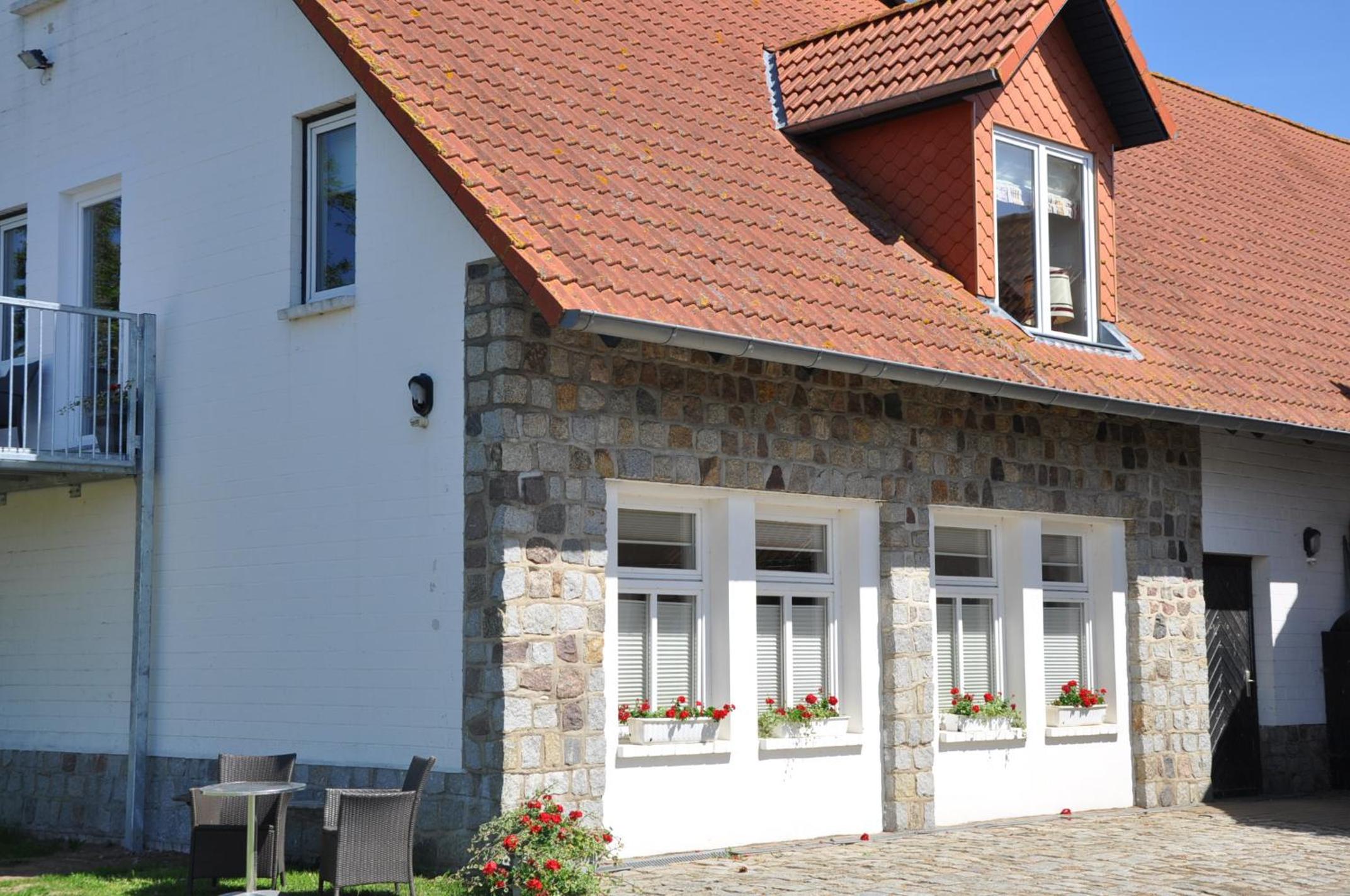 FEWO Reitanlage bei Altefähr