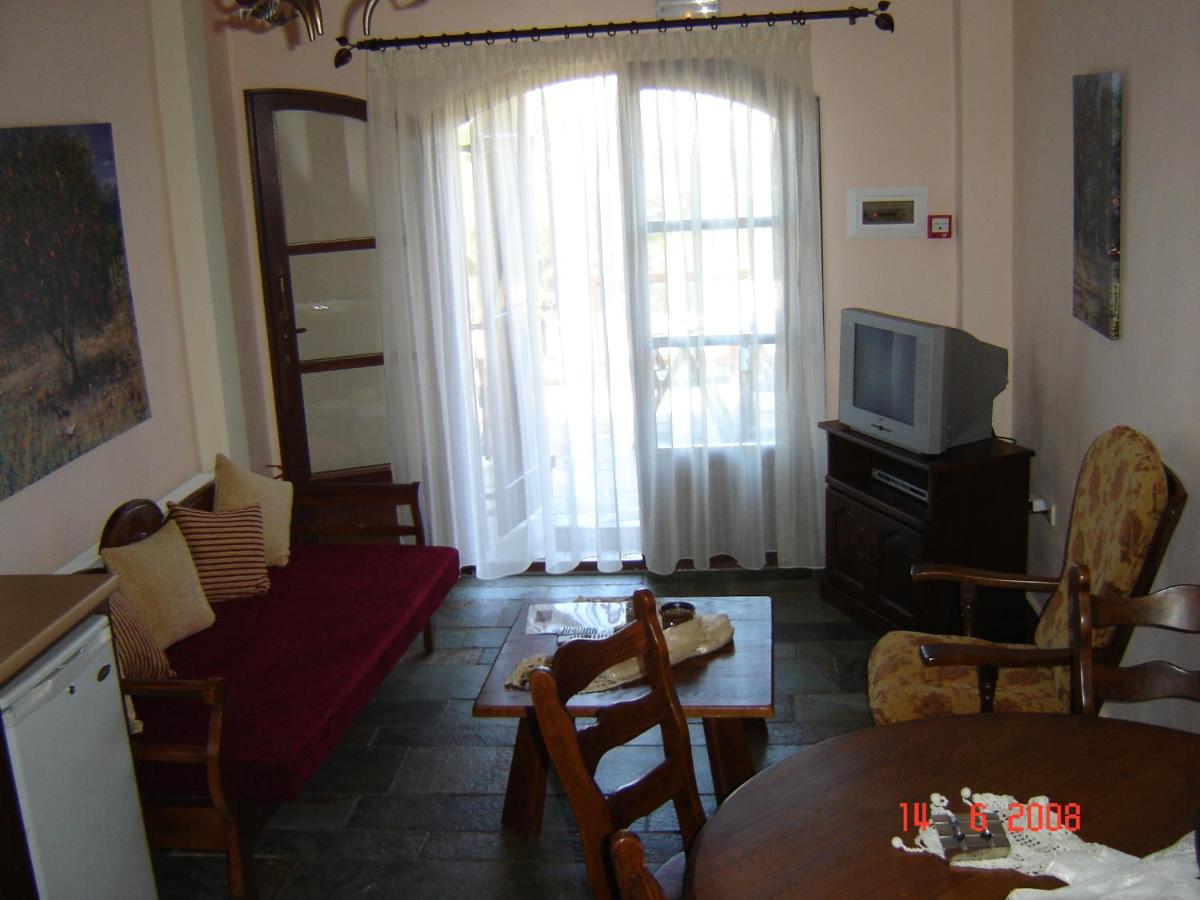 Smaragdi Luxury Apartments