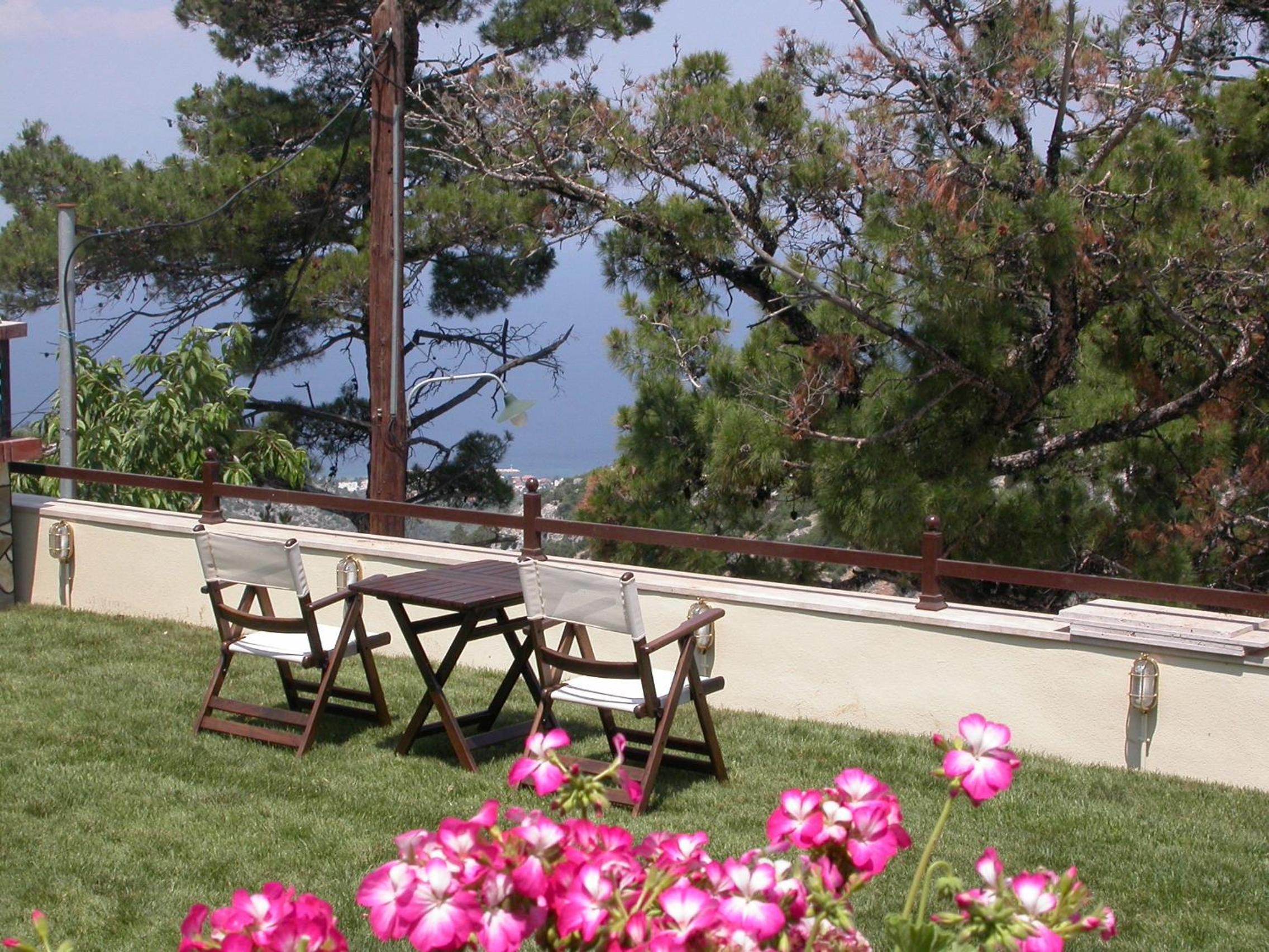 Smaragdi Luxury Apartments