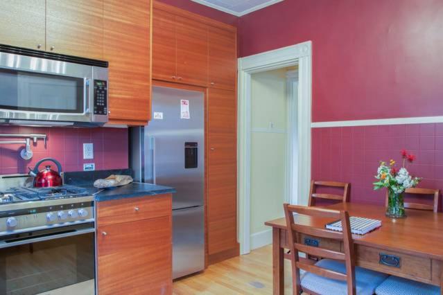 Boston Vacations - Luxury Harvard/MIT Victorian - Property Image 2