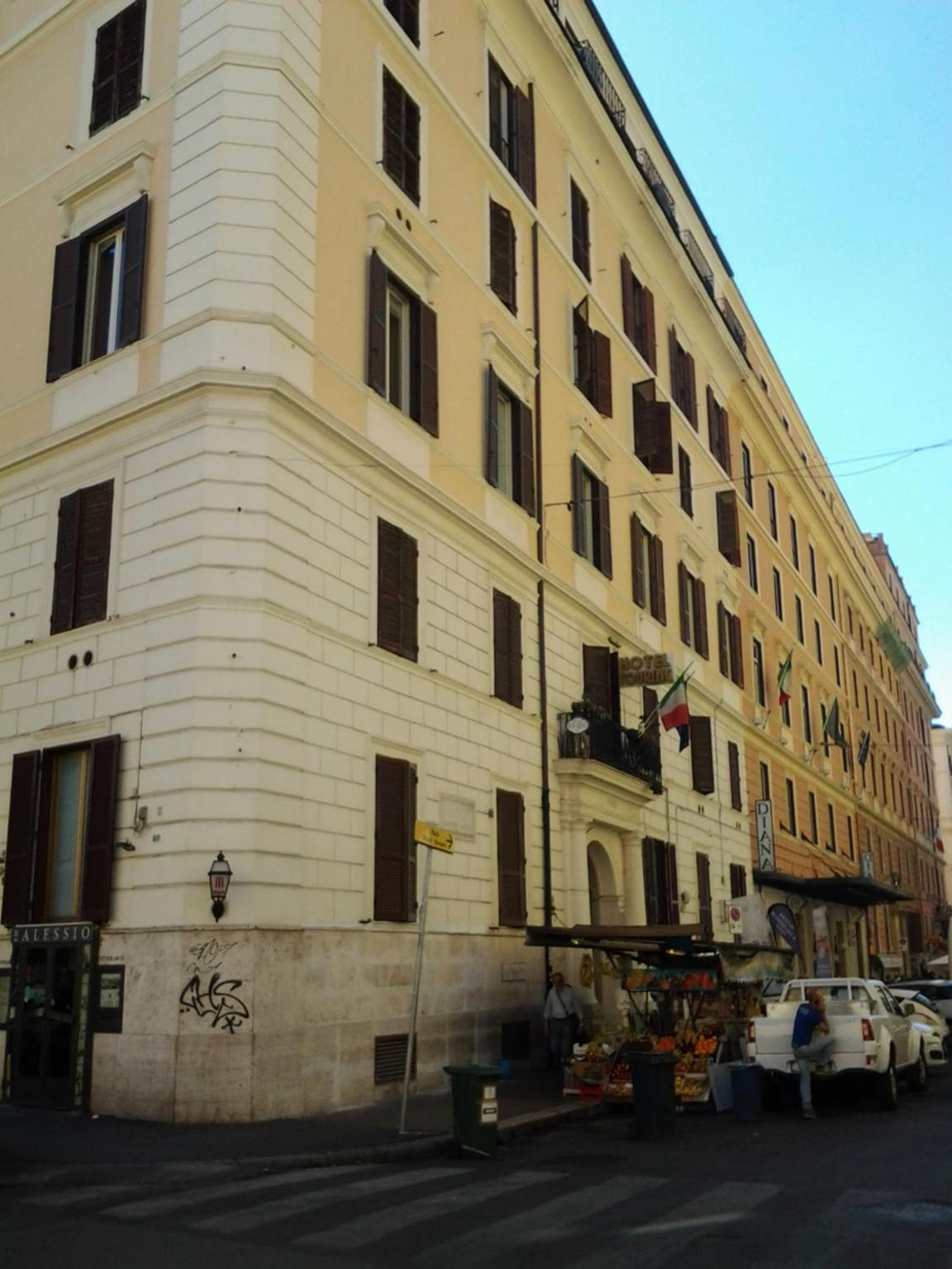 Hotel Touring