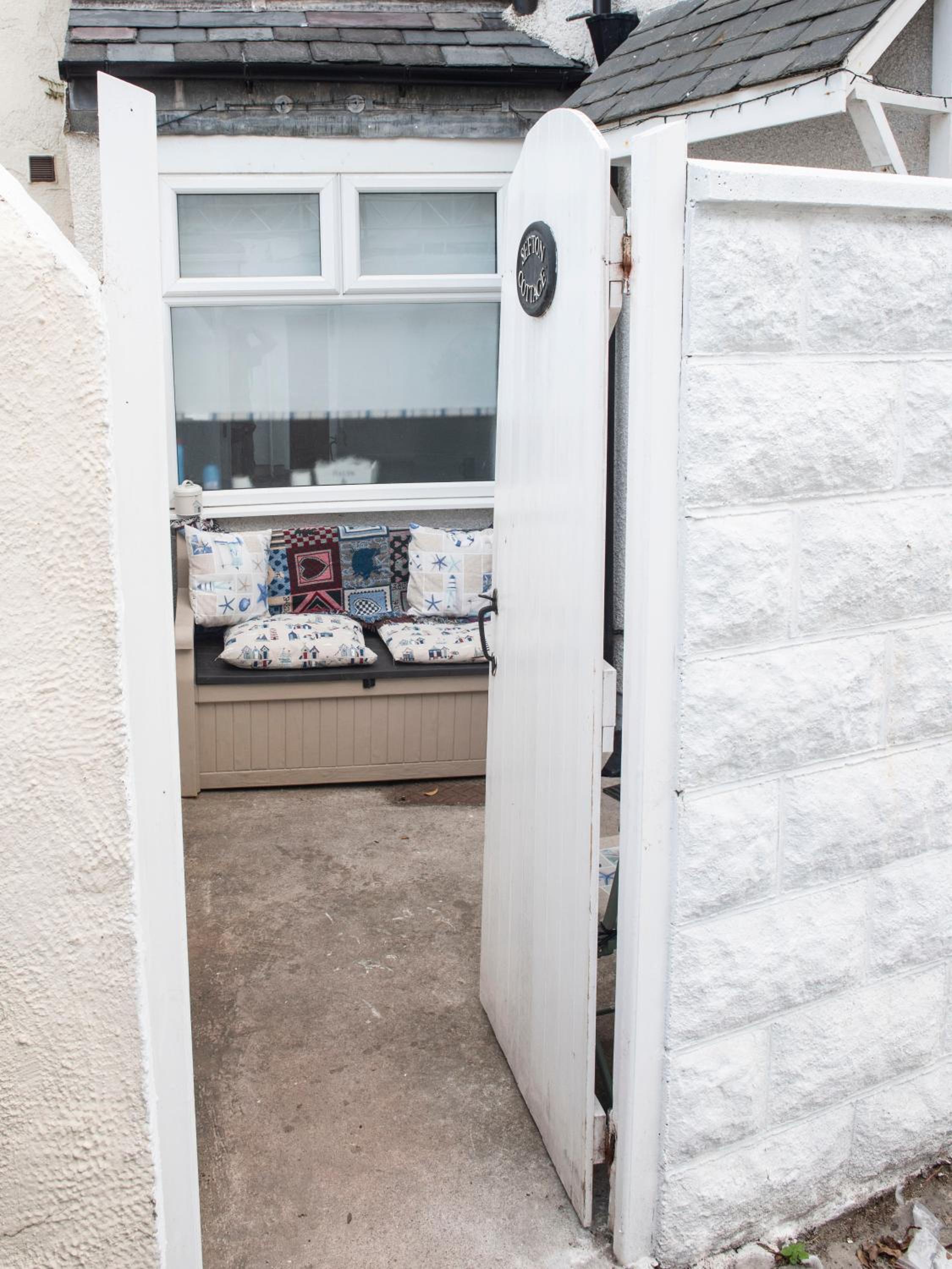 Sefton Cottage view 3