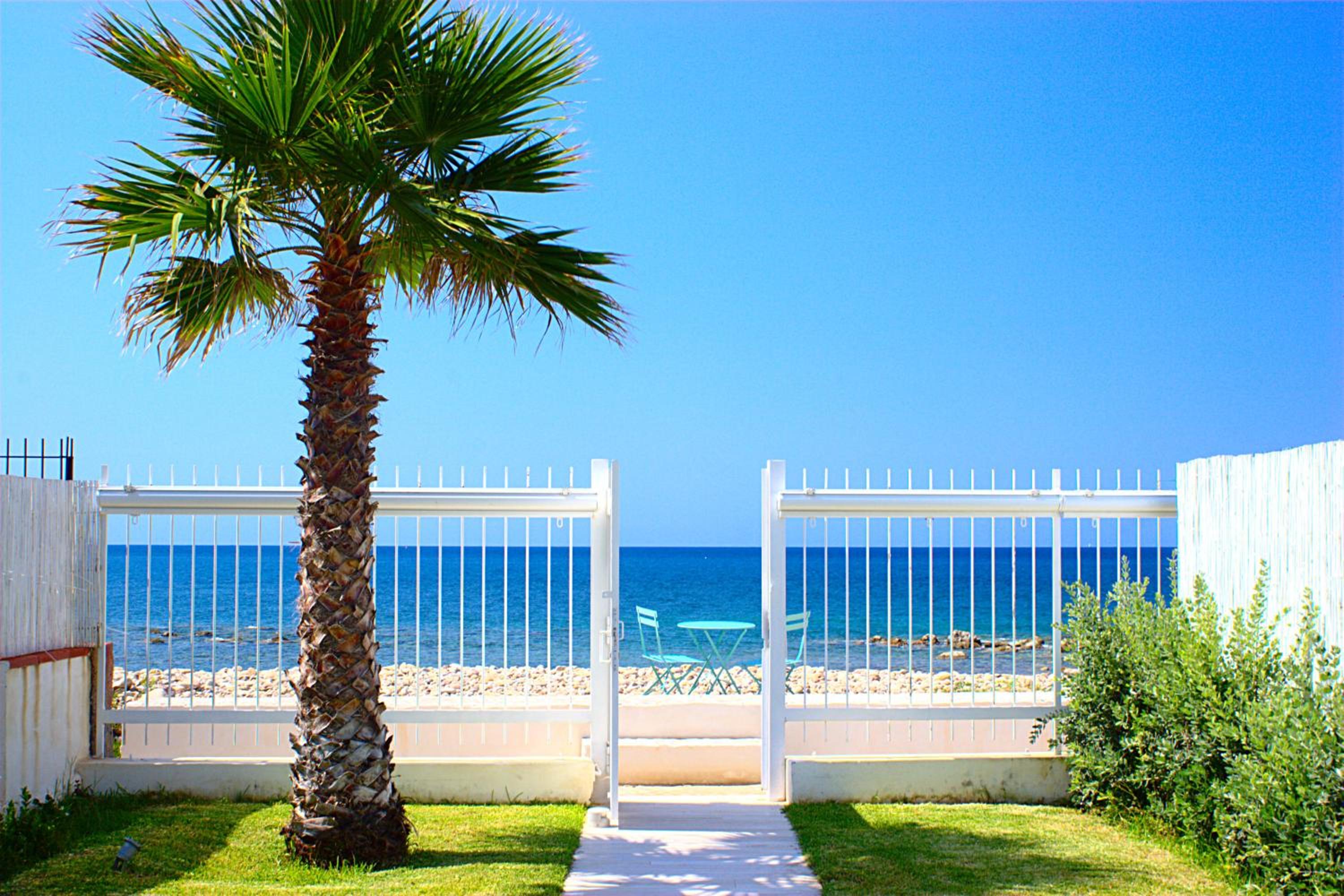 Hotel Beach House, Unica E Romantica Sul Mare