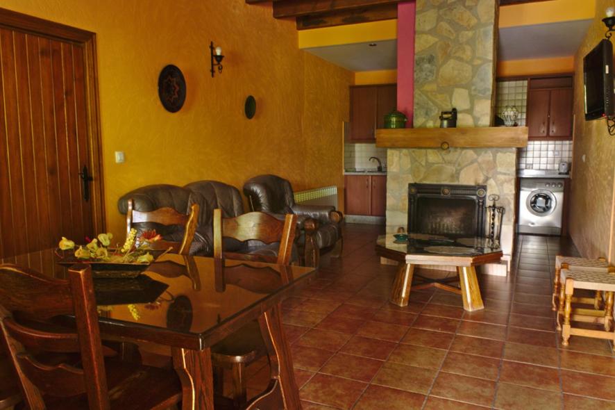 Casa Rural Arroyo Rechita view 2
