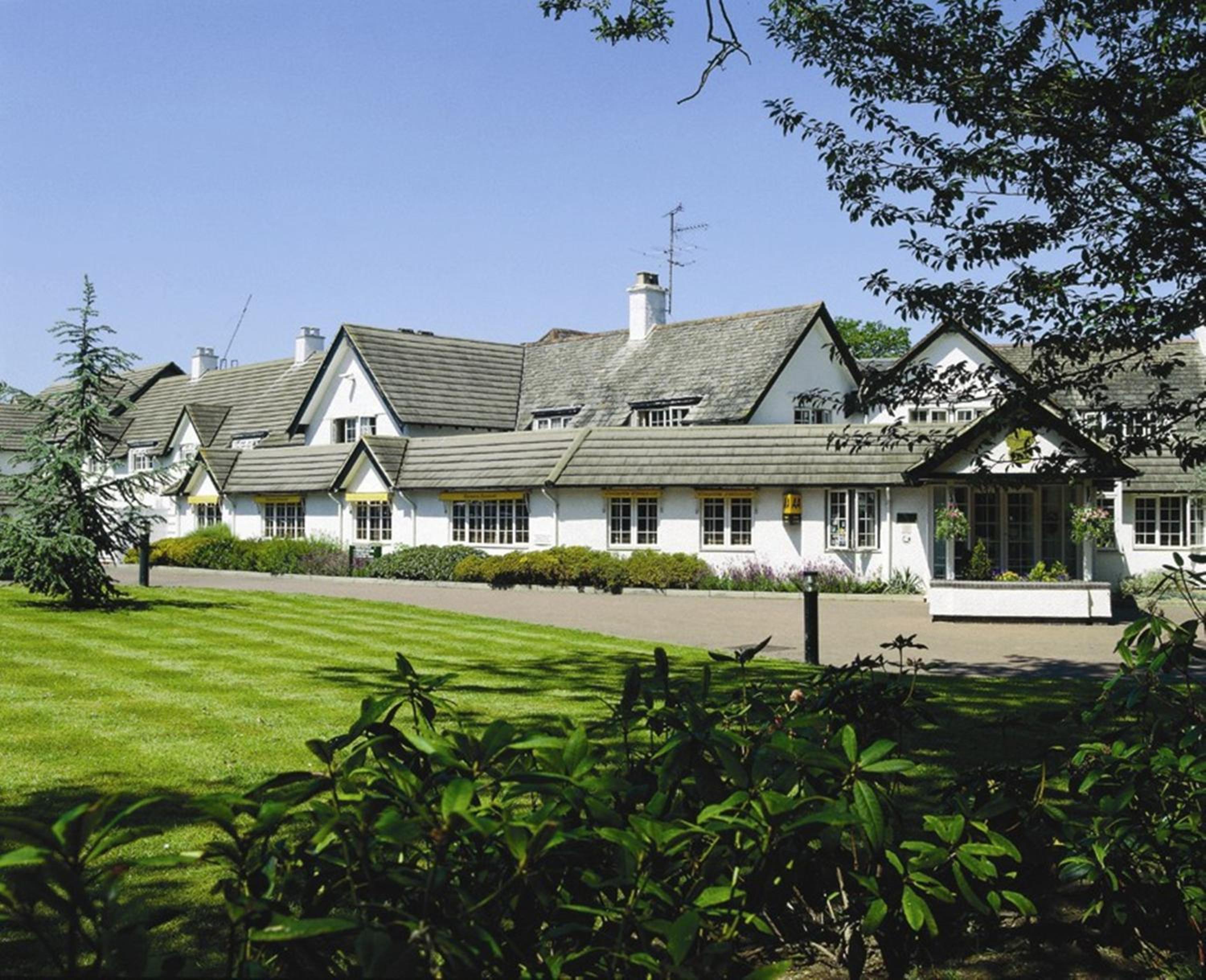 Hook Vacations - Basingstoke Country Hotel  Spa - Property Image 1