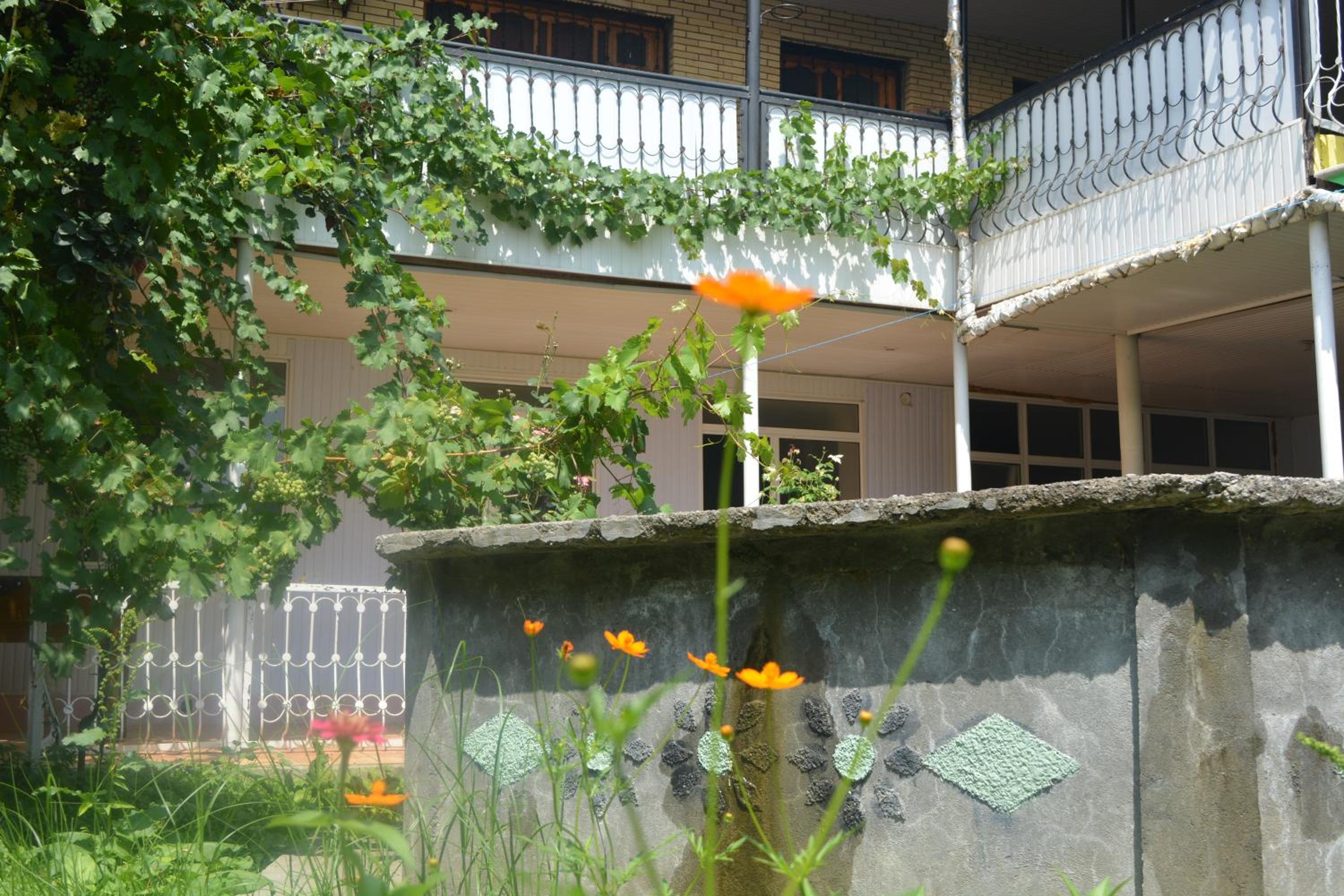 Canal Hostel