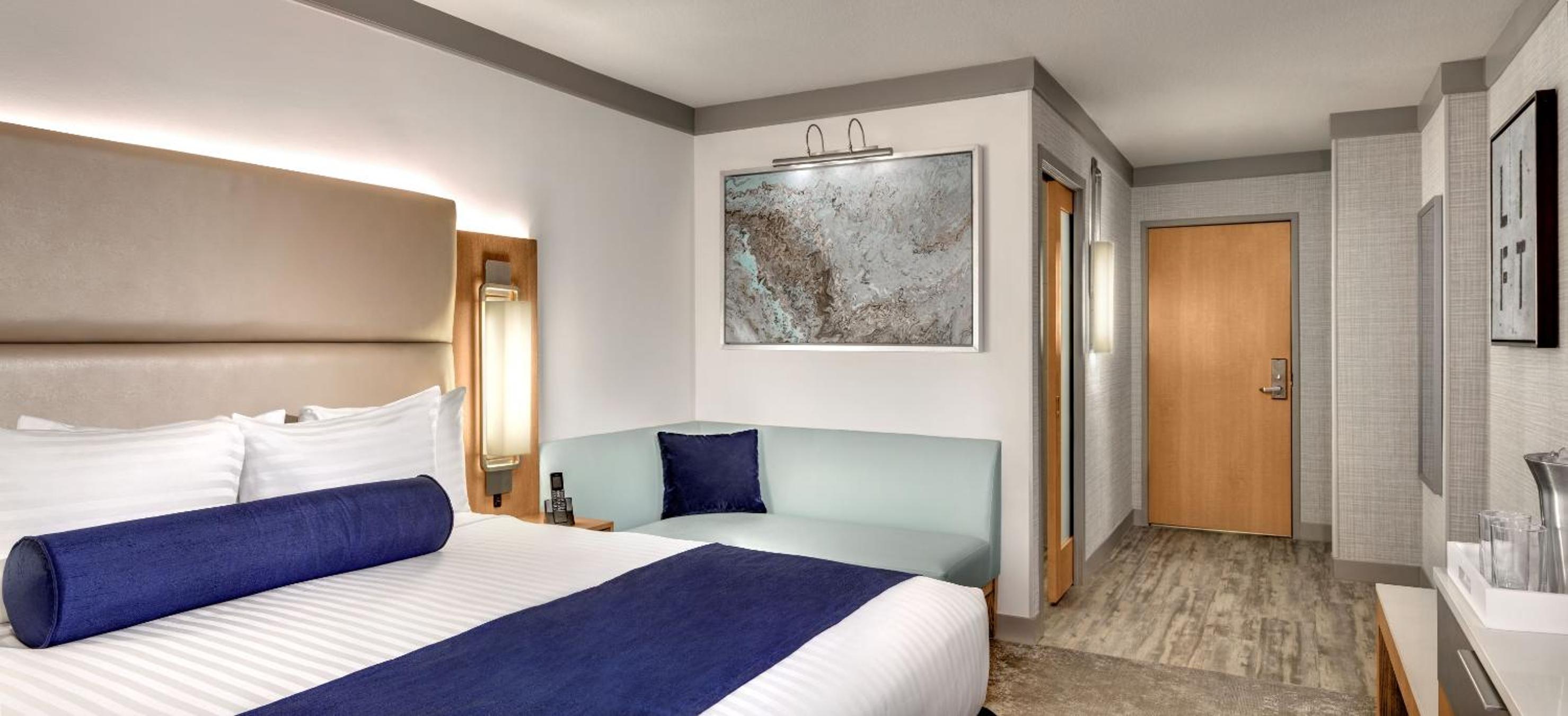 Las Vegas Vacations - The STRAT Hotel, Casino  Tower - Property Image 104