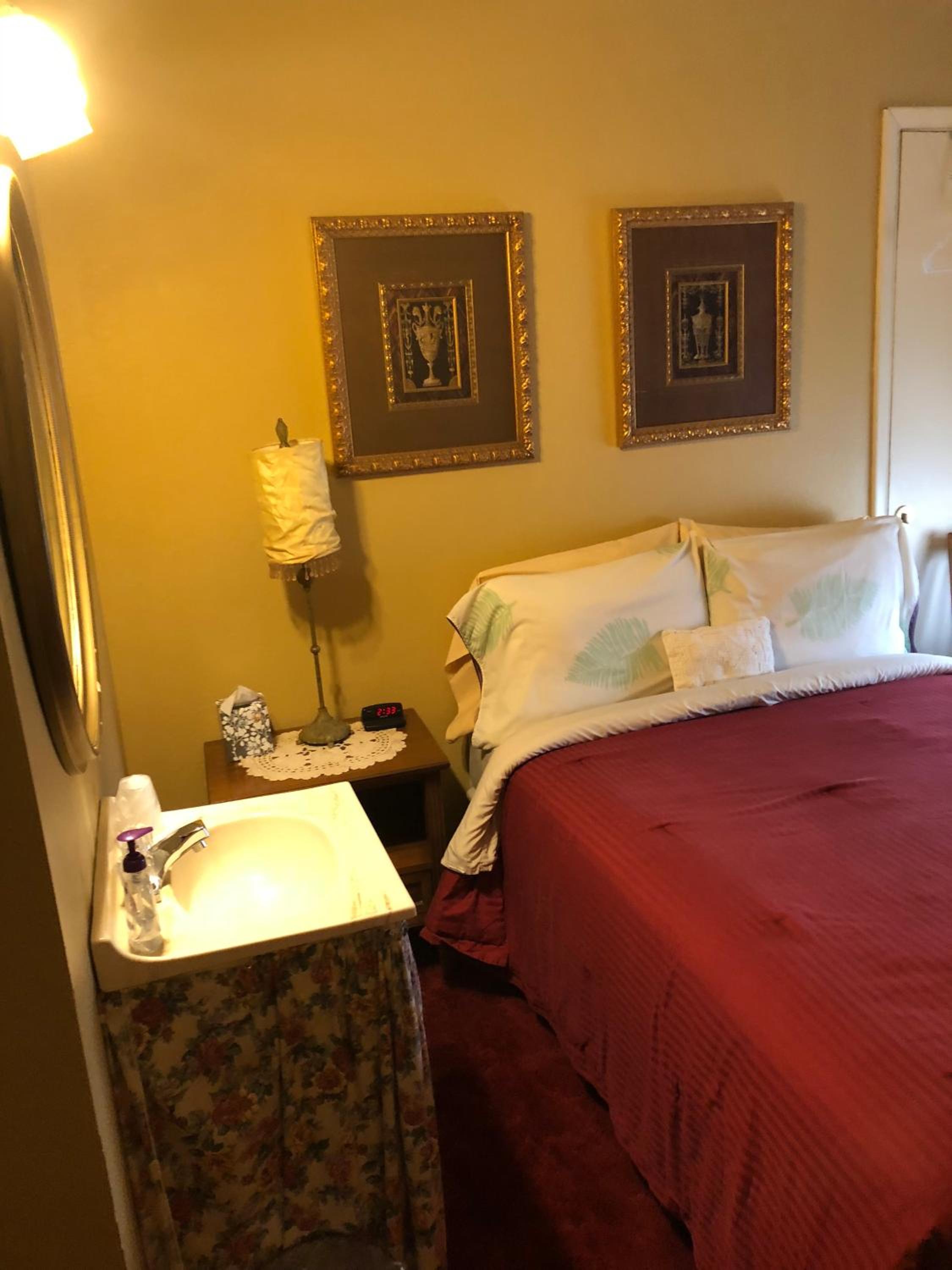 hotel room