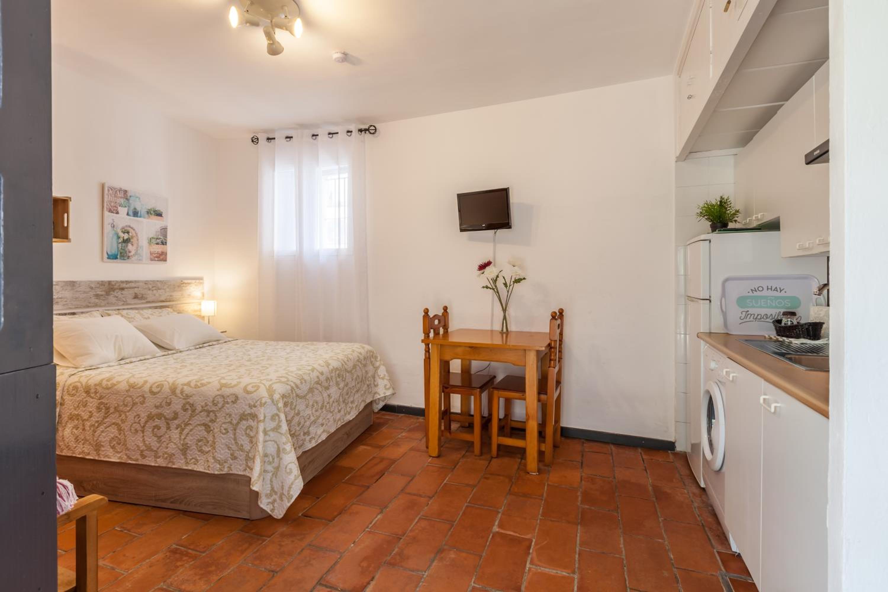 Apartamentos Gadi Corral Siglo XVI