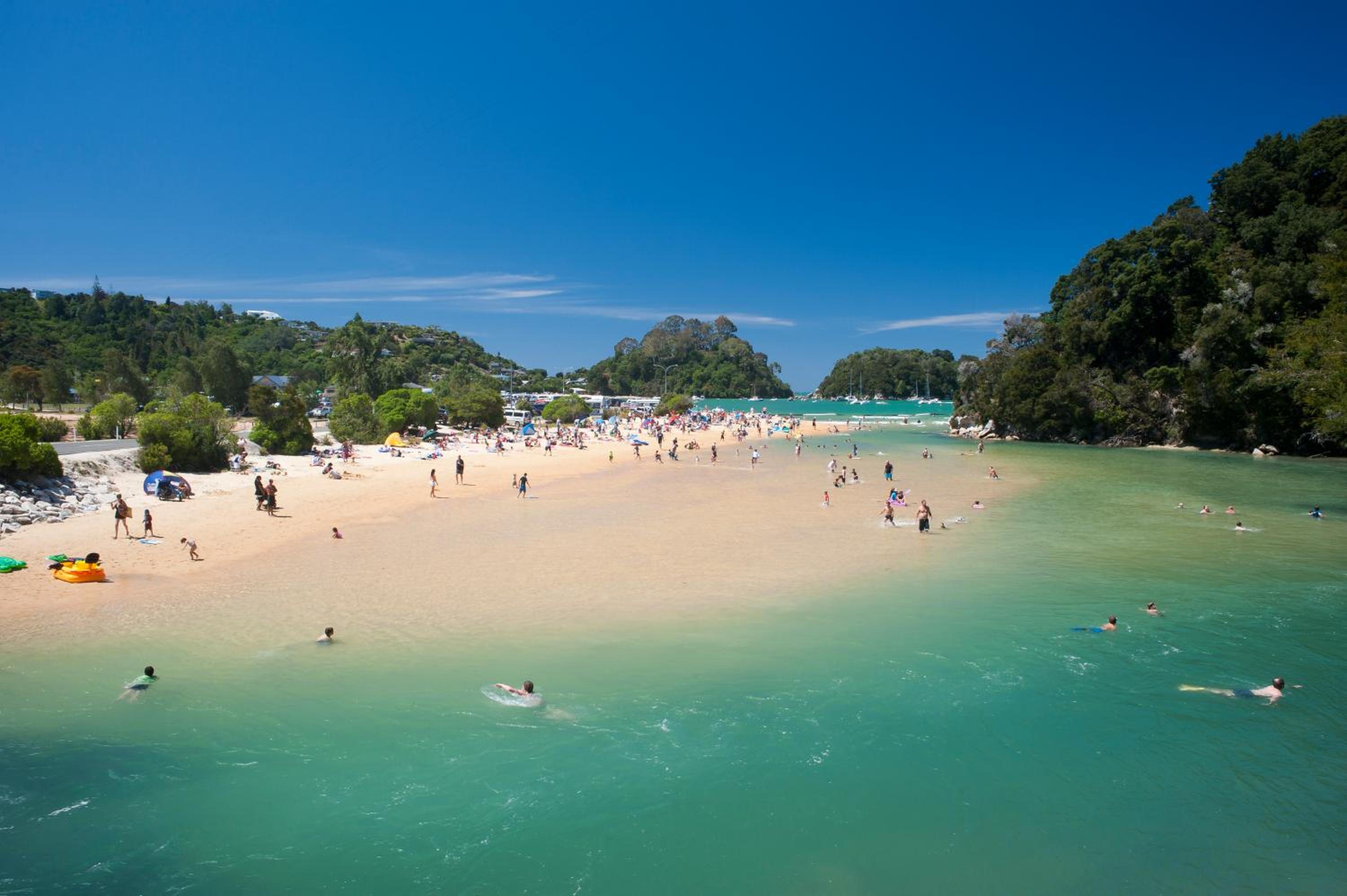 Kaiteriteri Recreation Reserve Cabins