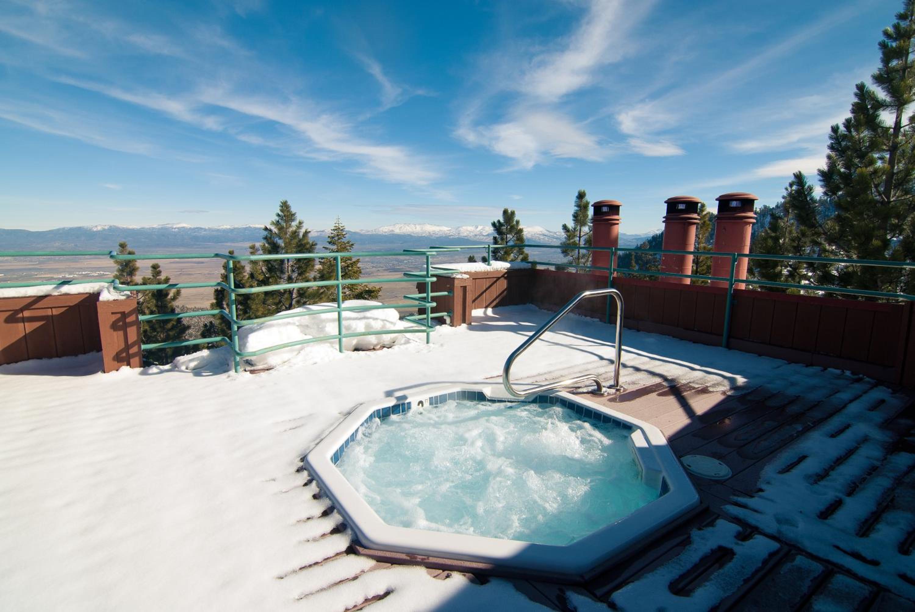 Stateline Vacations - The Ridge Sierra - Property Image 1