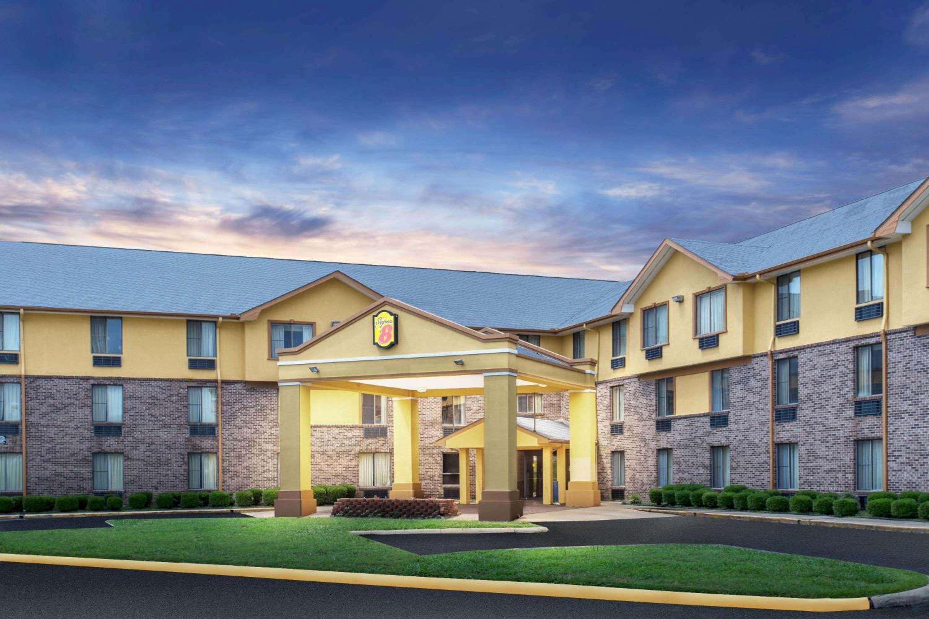 Texarkana Inn view 2