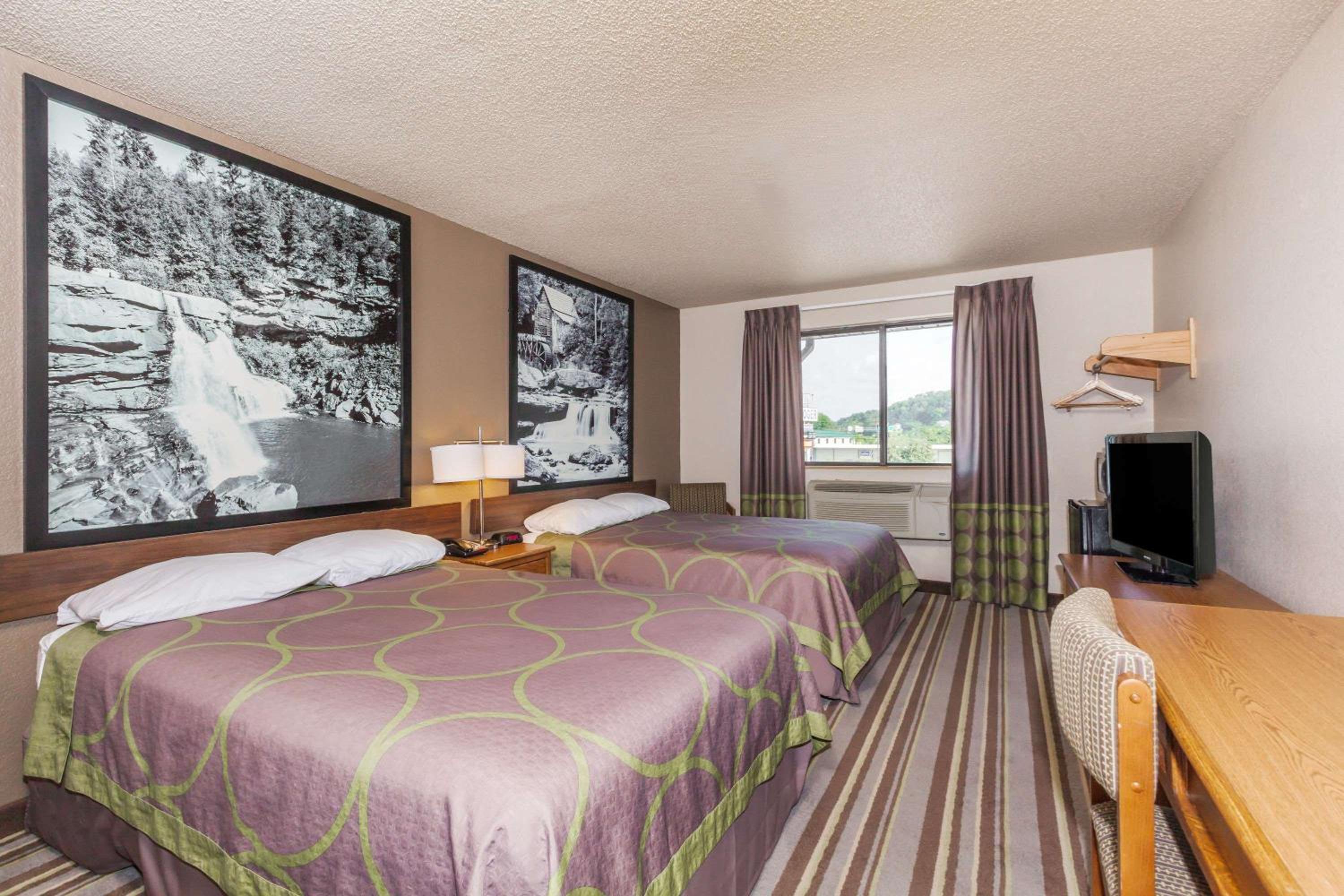 Super 8 by Wyndham Dunbar/Charleston Area - Image 5