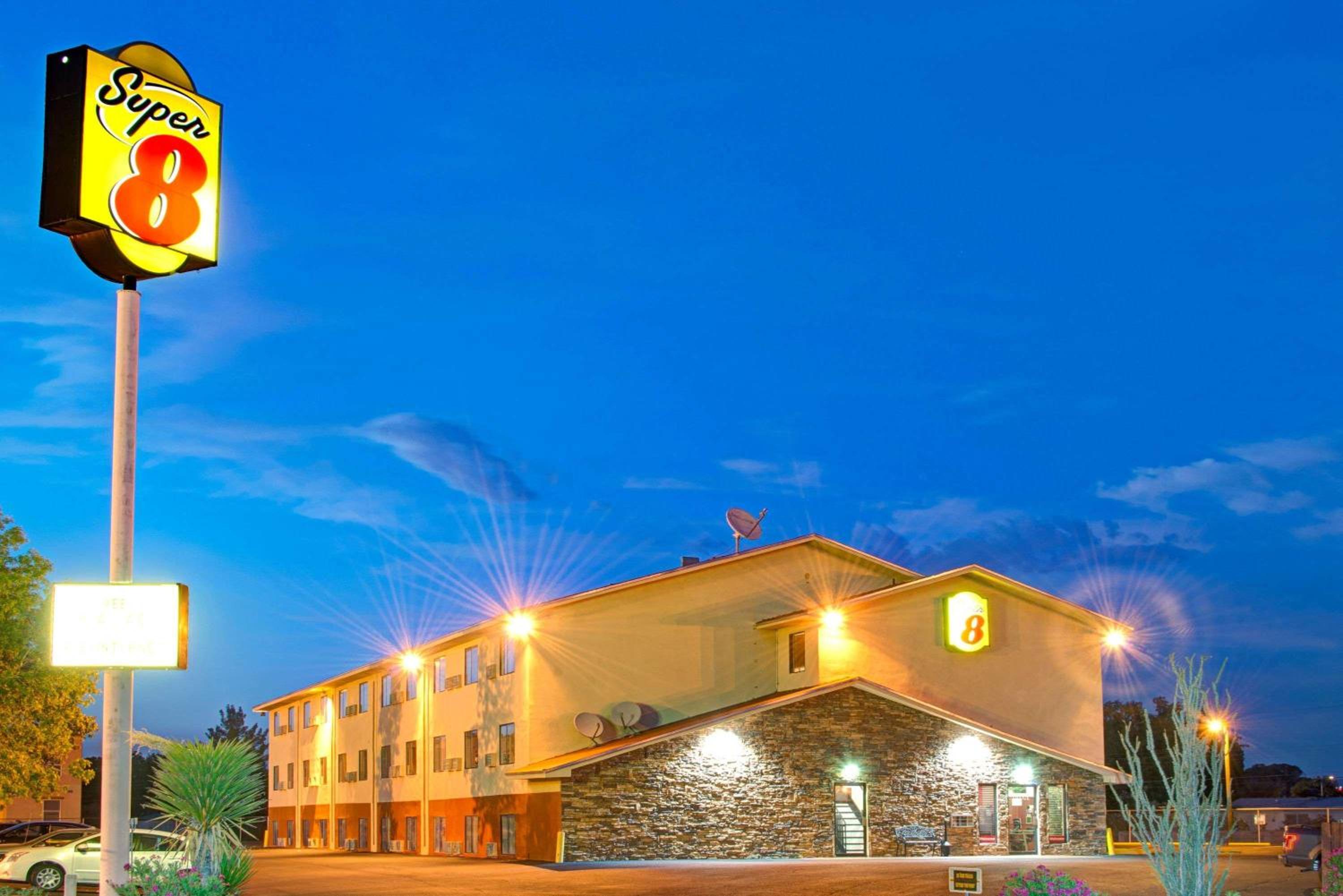 Super 8 by Wyndham Las Cruces University Area view 3