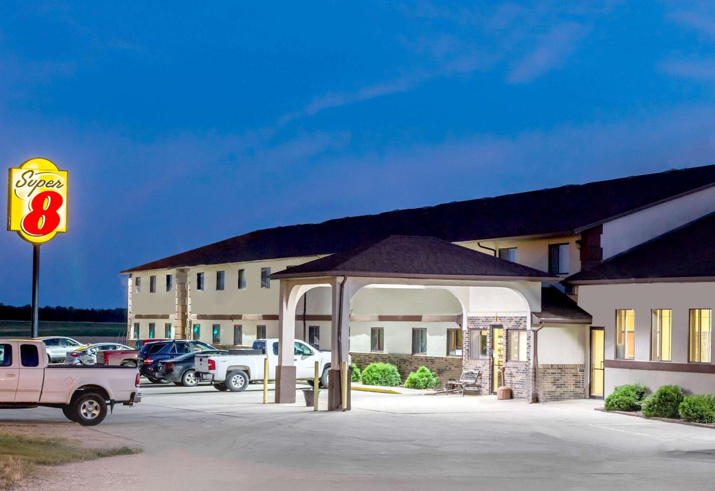 Western Inn & Suite Grinnell IA