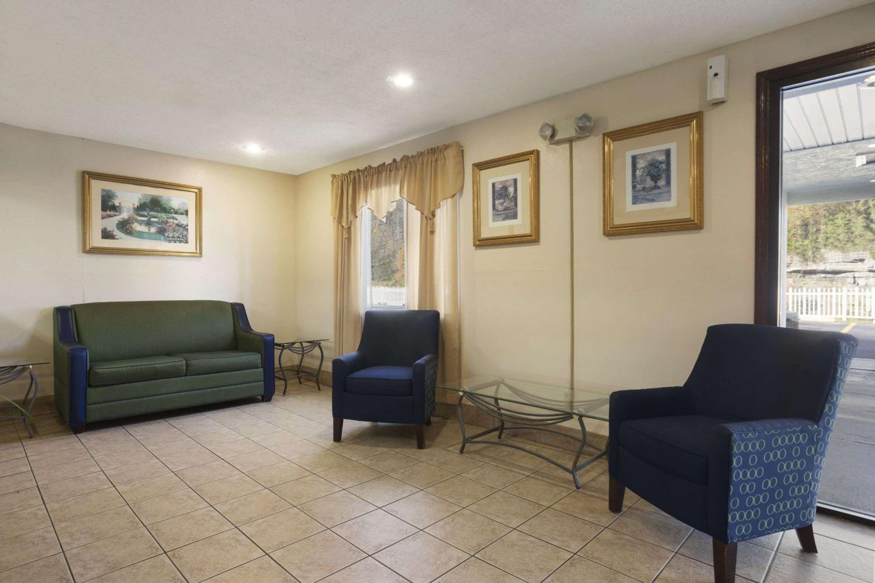 Super 8 by Wyndham Prestonsburg, Zdjęcie 19