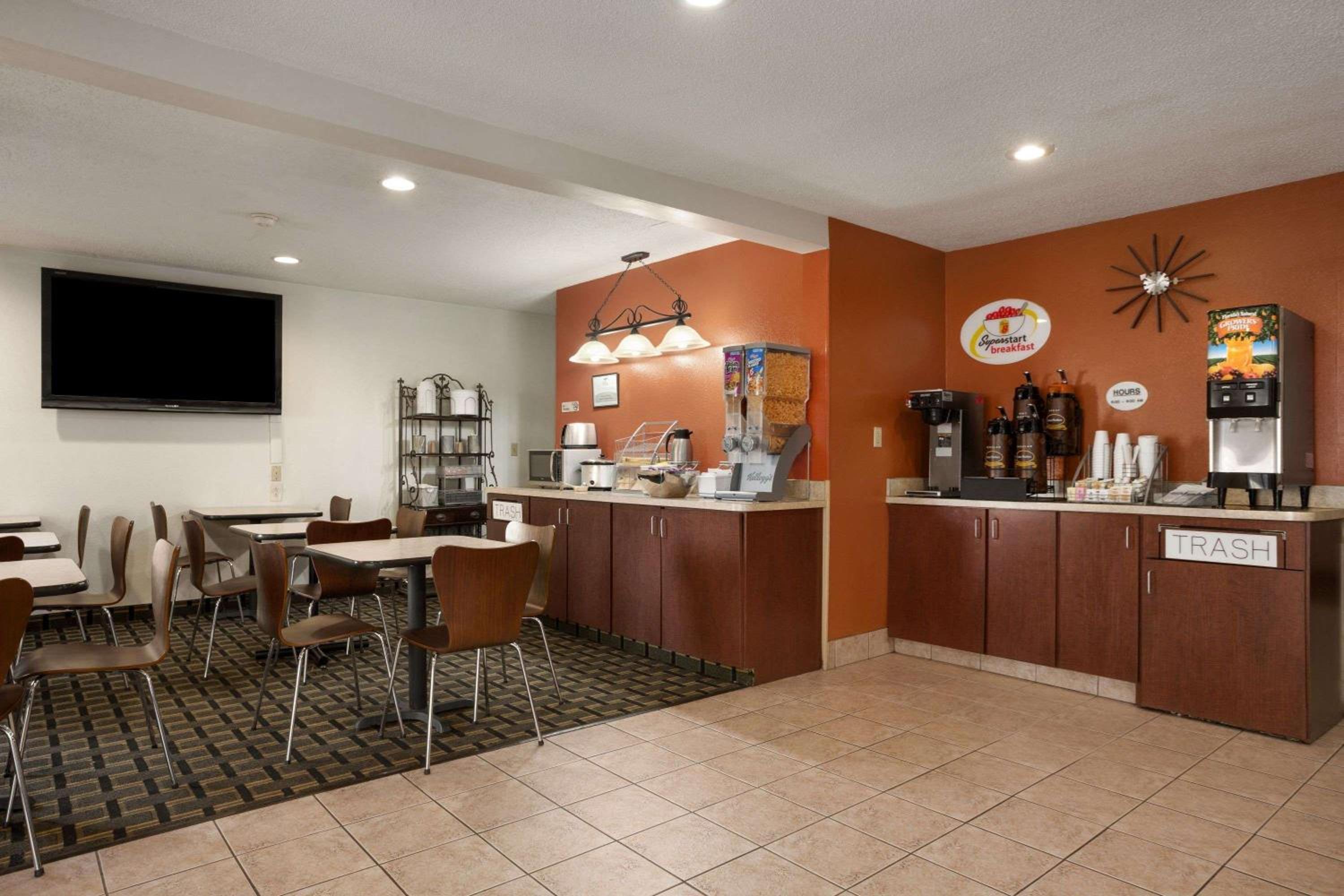 Super 8 by Wyndham Prestonsburg, Zdjęcie 8