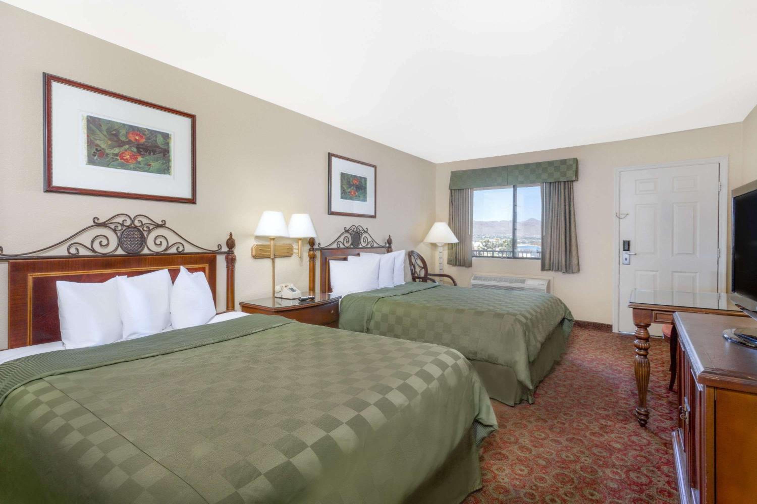 Kingman Vacations - Days Inn by Wyndham Kingman East - Property Image 3
