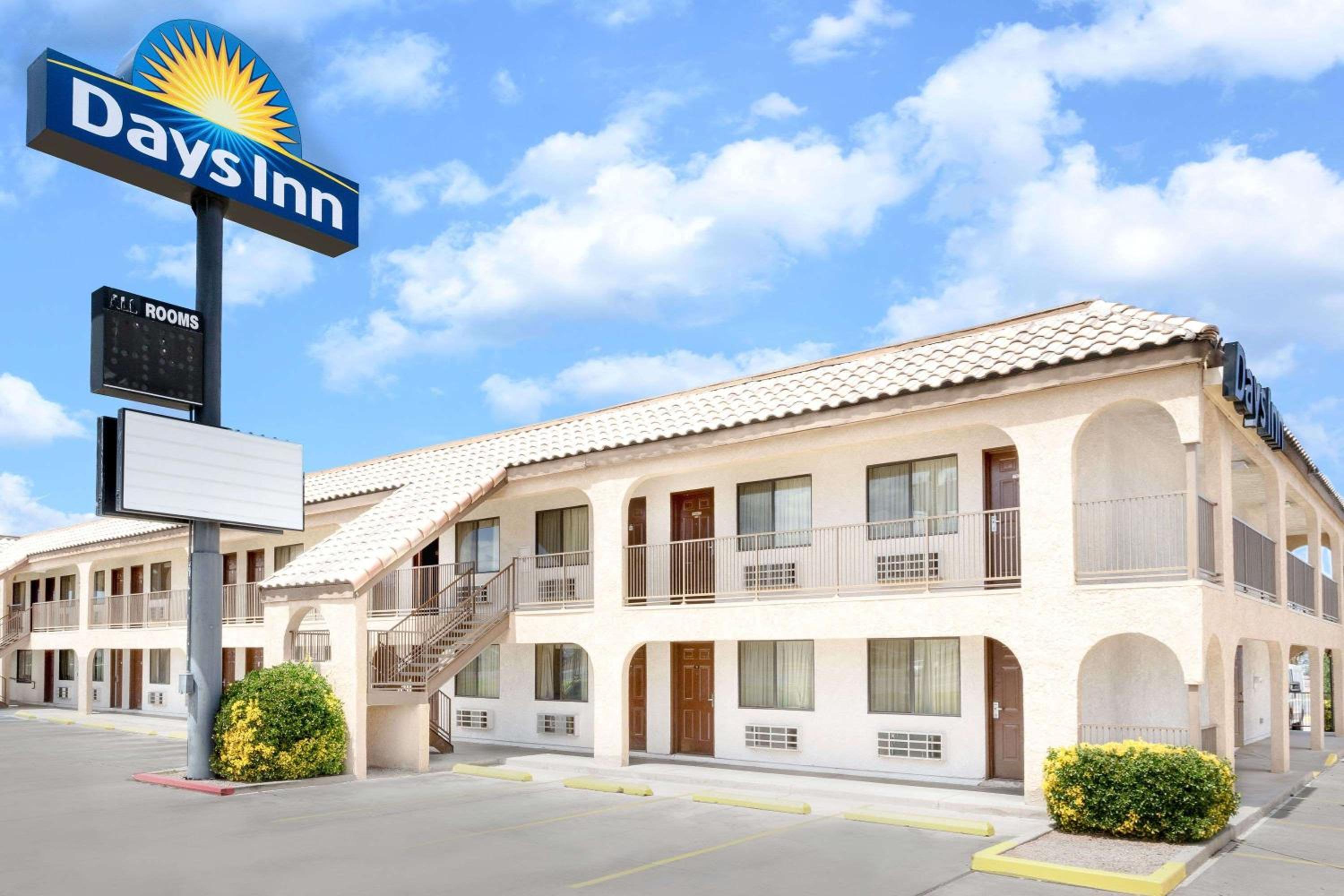 Kingman Vacations - Days Inn by Wyndham Kingman East - Property Image 1