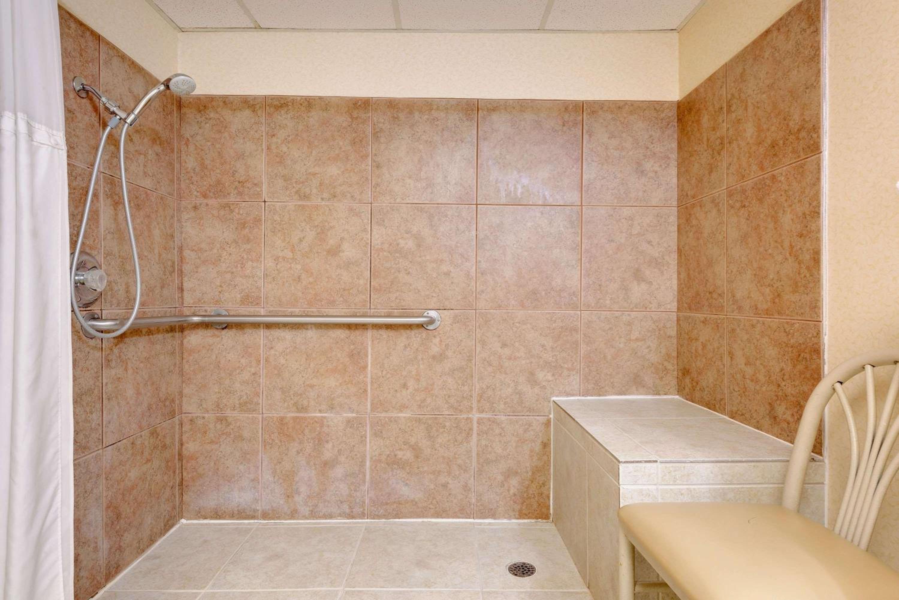 Ramada by Wyndham Cleveland Airport West view 4