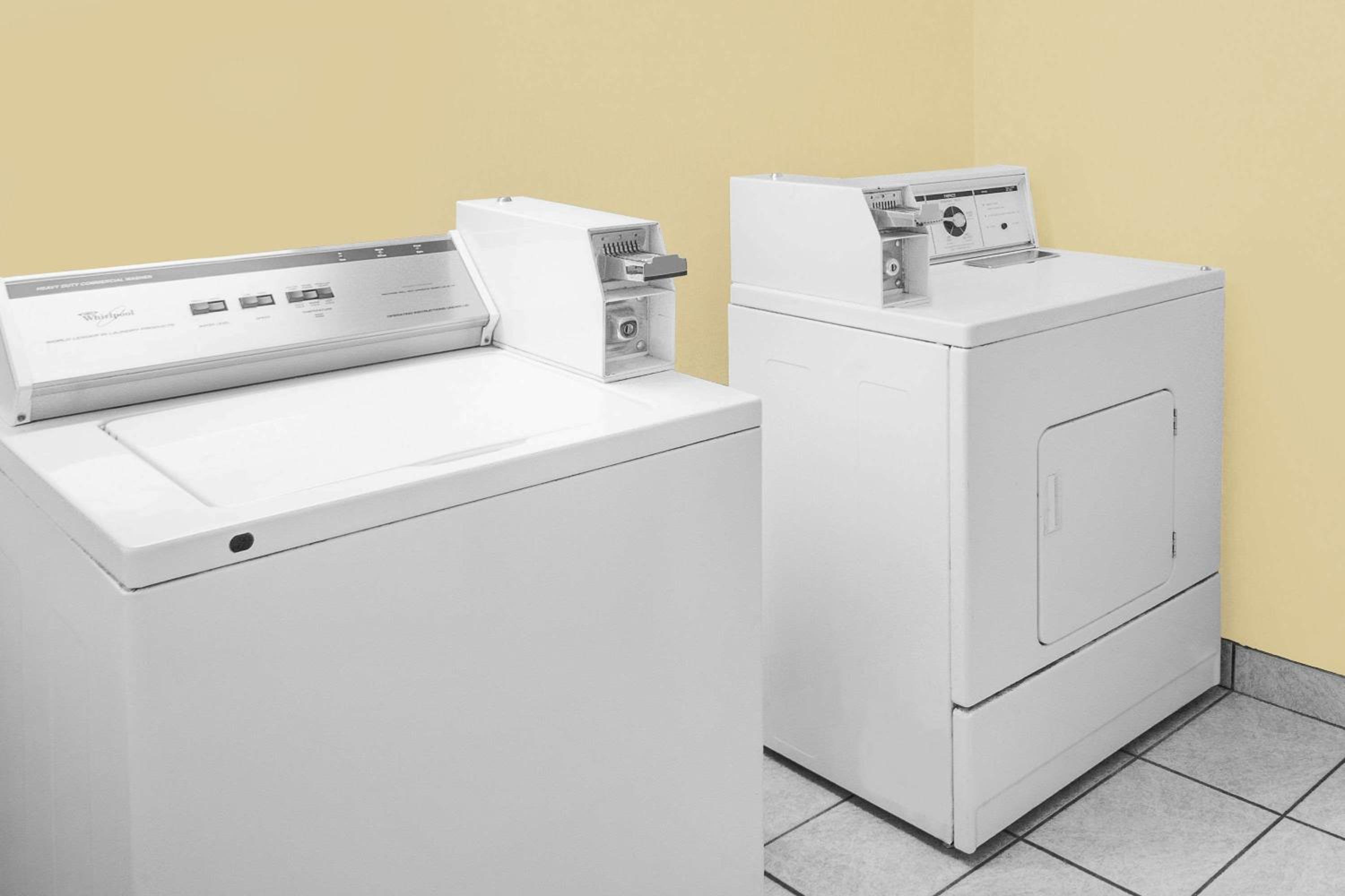 Super 8 by Wyndham Bulls Gap Greeneville Area - Property Image 14