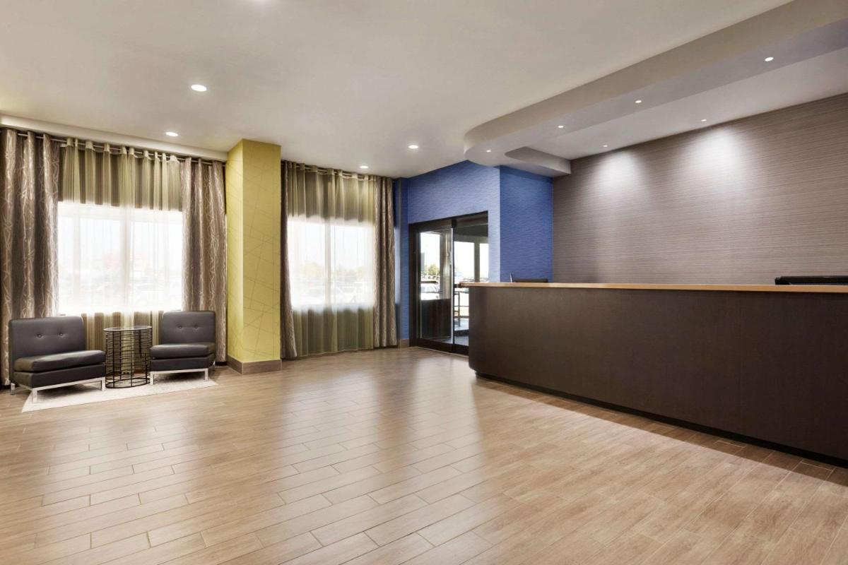 hotel reception
