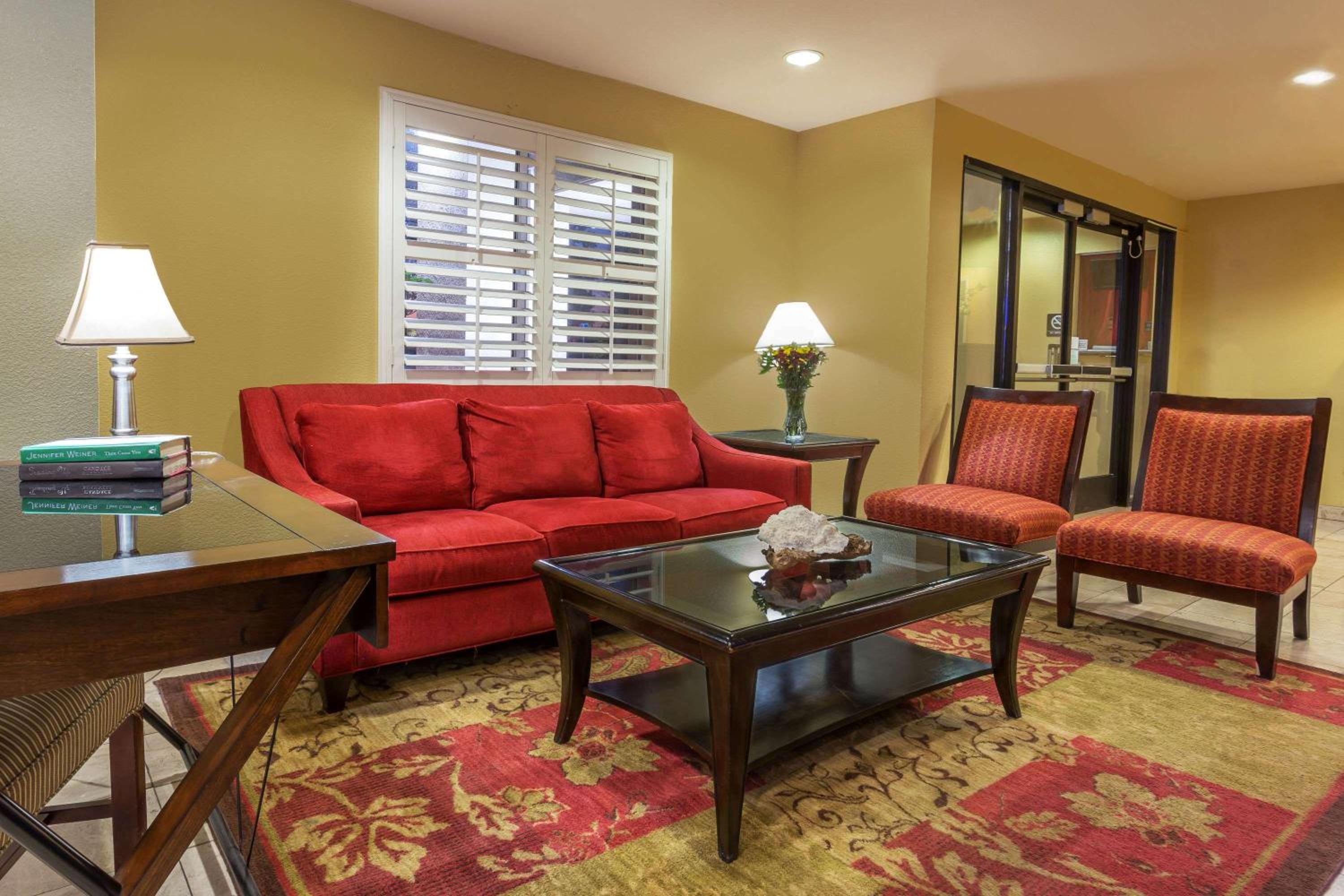 Super 8 by Wyndham Dixon/UC Davis - Property Image 20