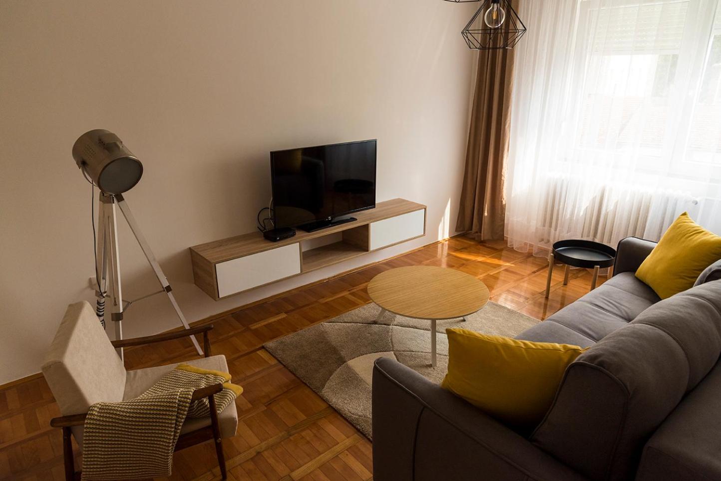 Apartman No.5 view 3