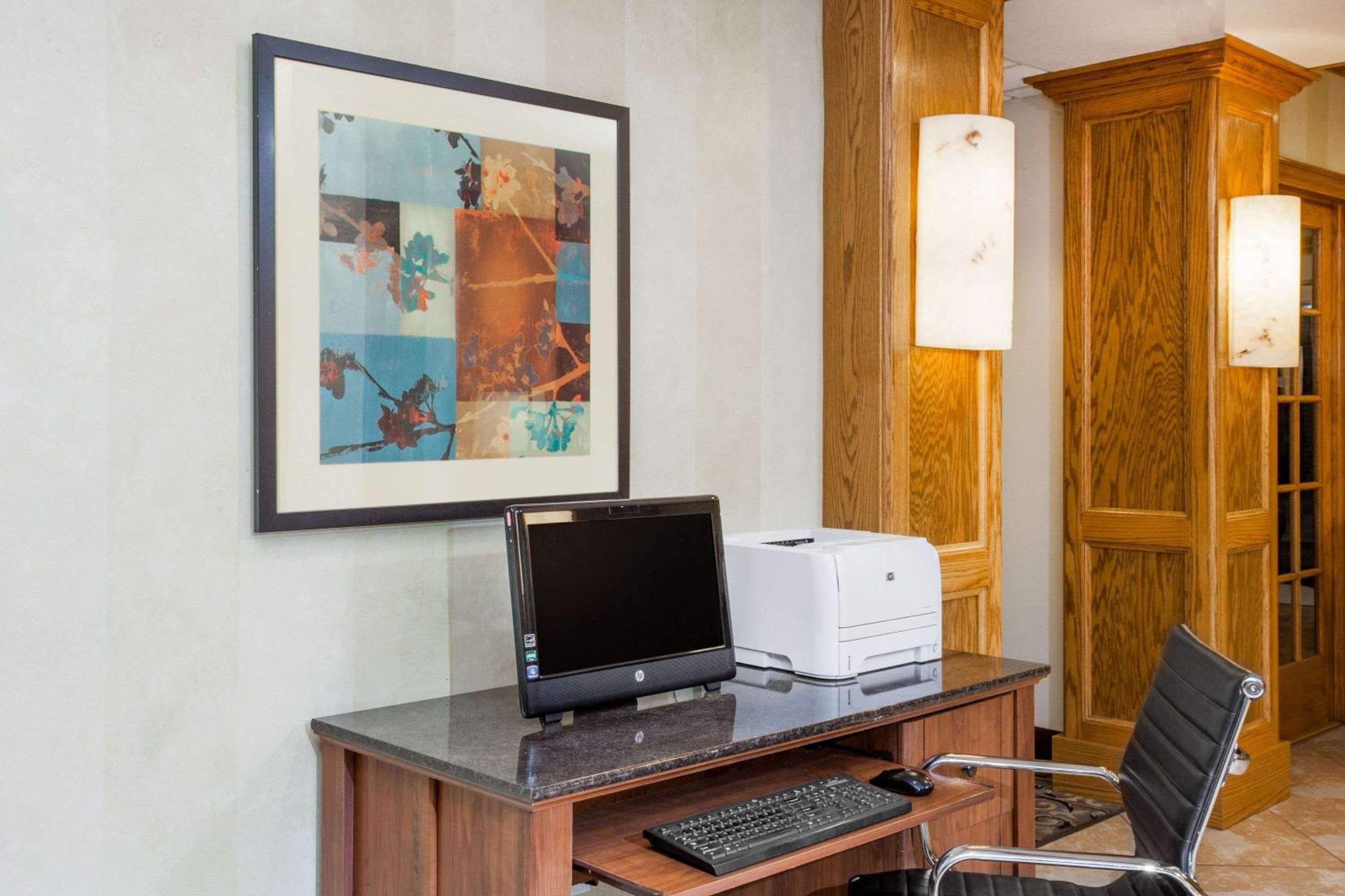 Decatur Vacations - Hawthorn Extended Stay by Wyndham Decatur - Property Image 1