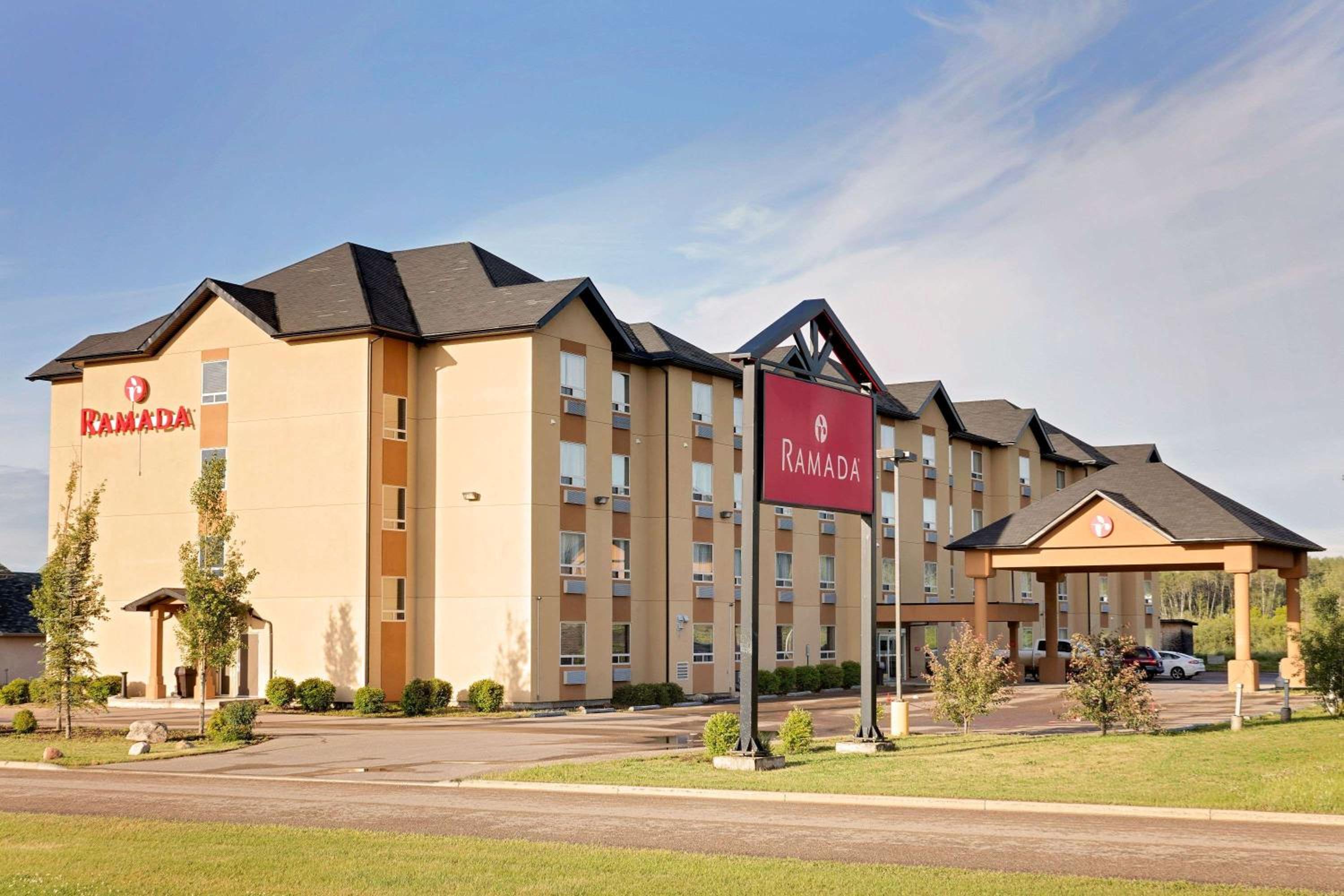 Hotel Ramada by Wyndham Cold Lake - Image 1