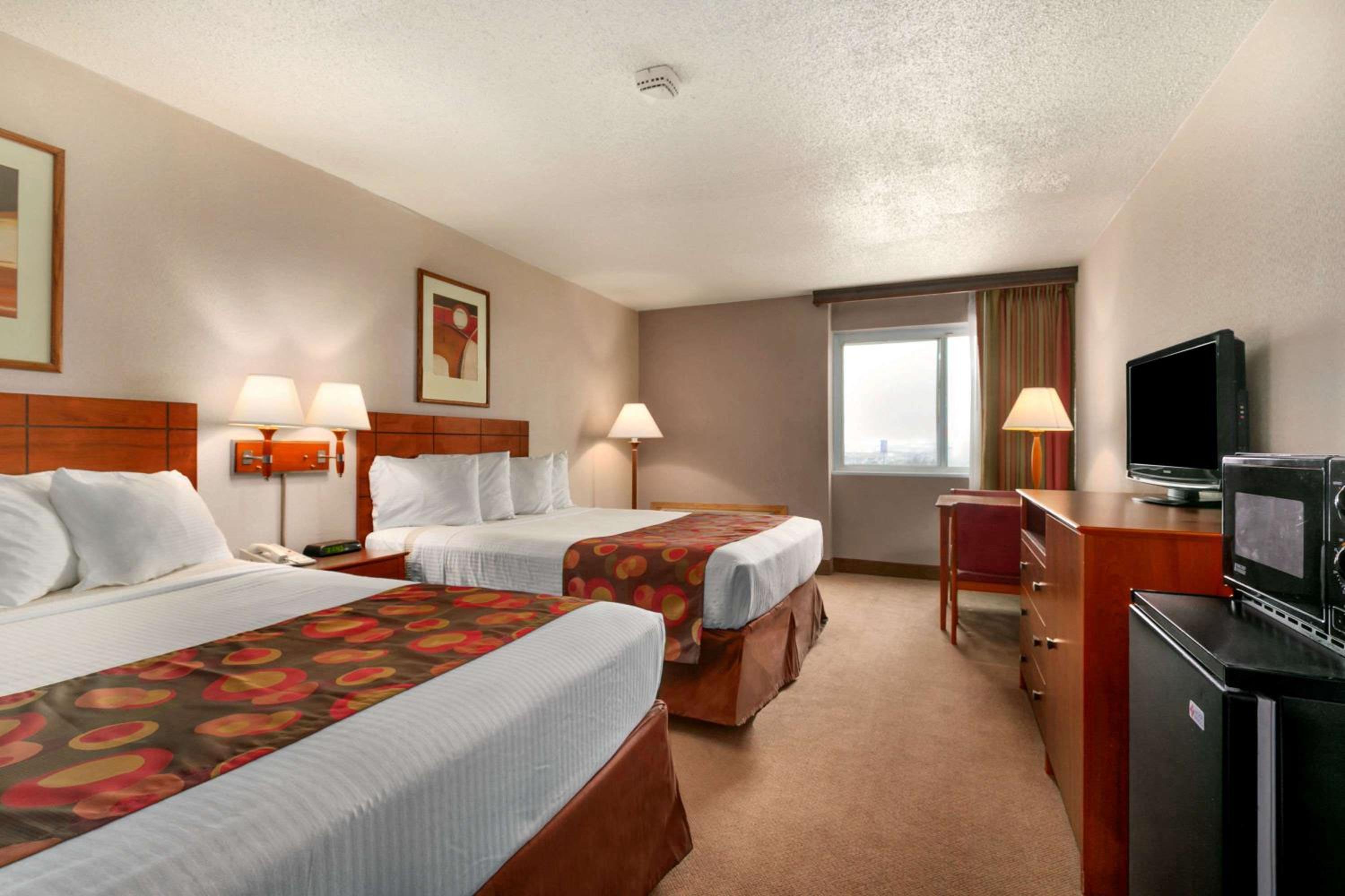 Bismarck Vacations - Ramada by Wyndham Bismarck - Property Image 8