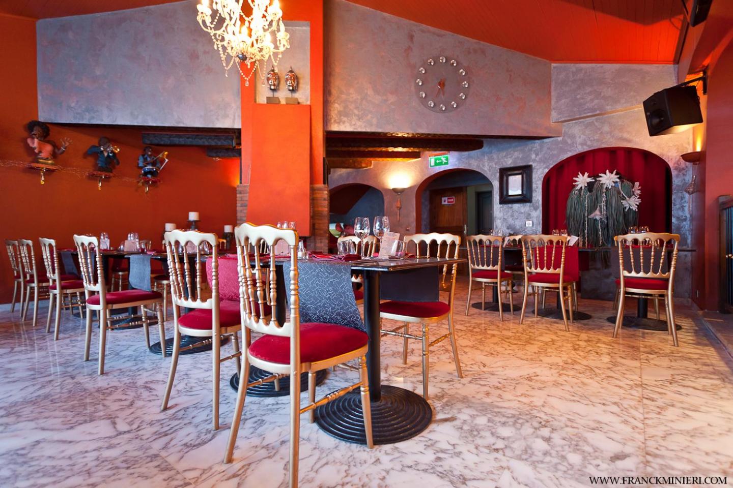 restaurant