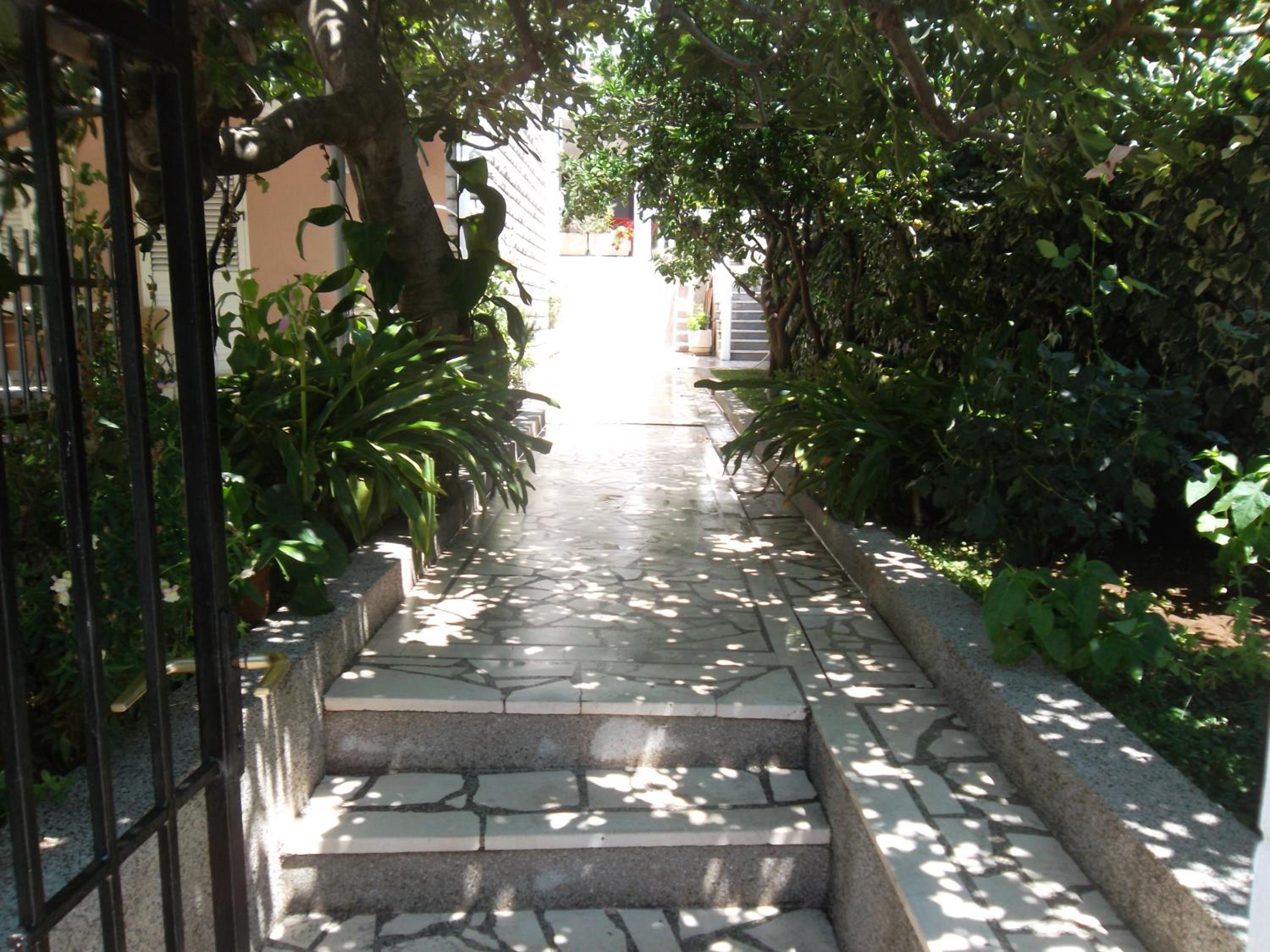 Photo 30