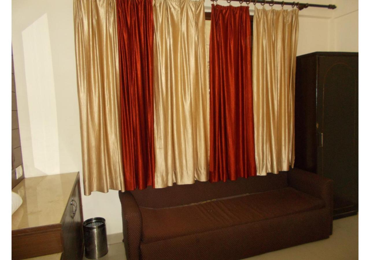 Photo 12