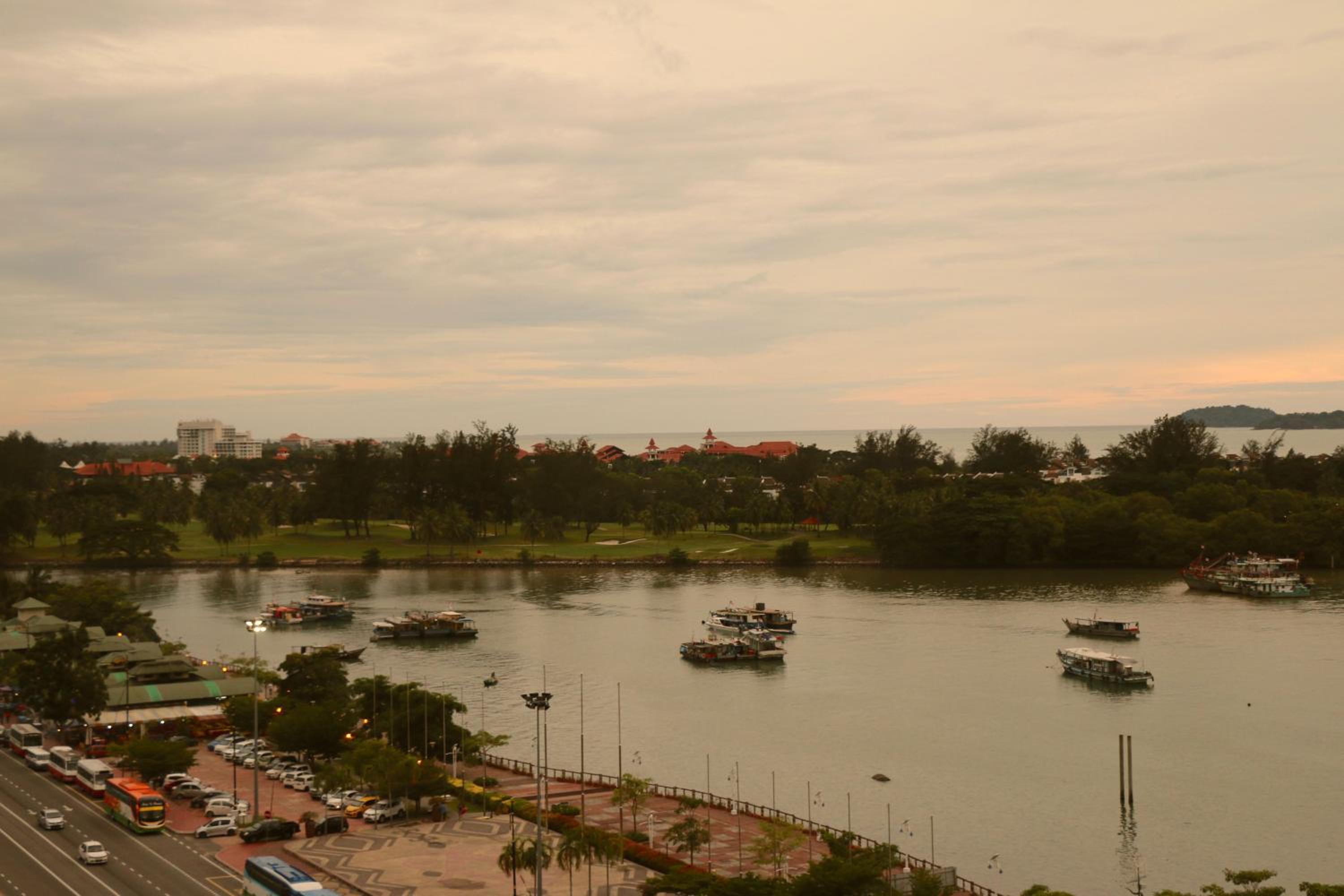 MTS @ Marina Court Resort Condo photo 1