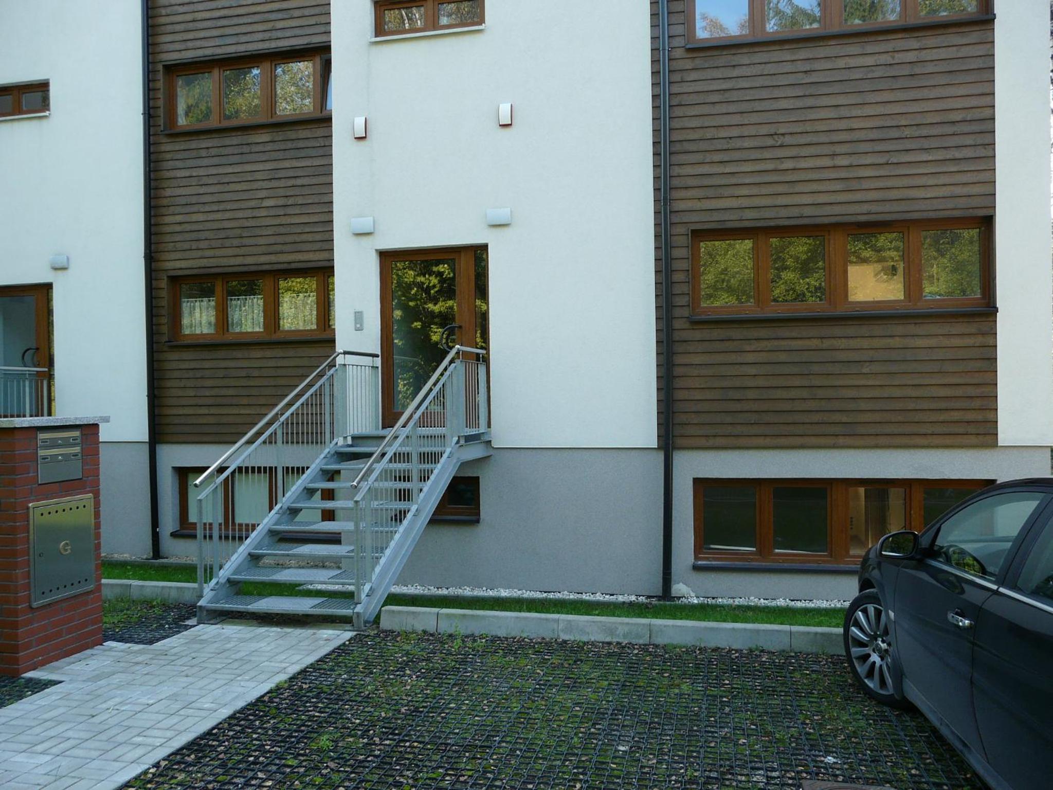 Photo 51