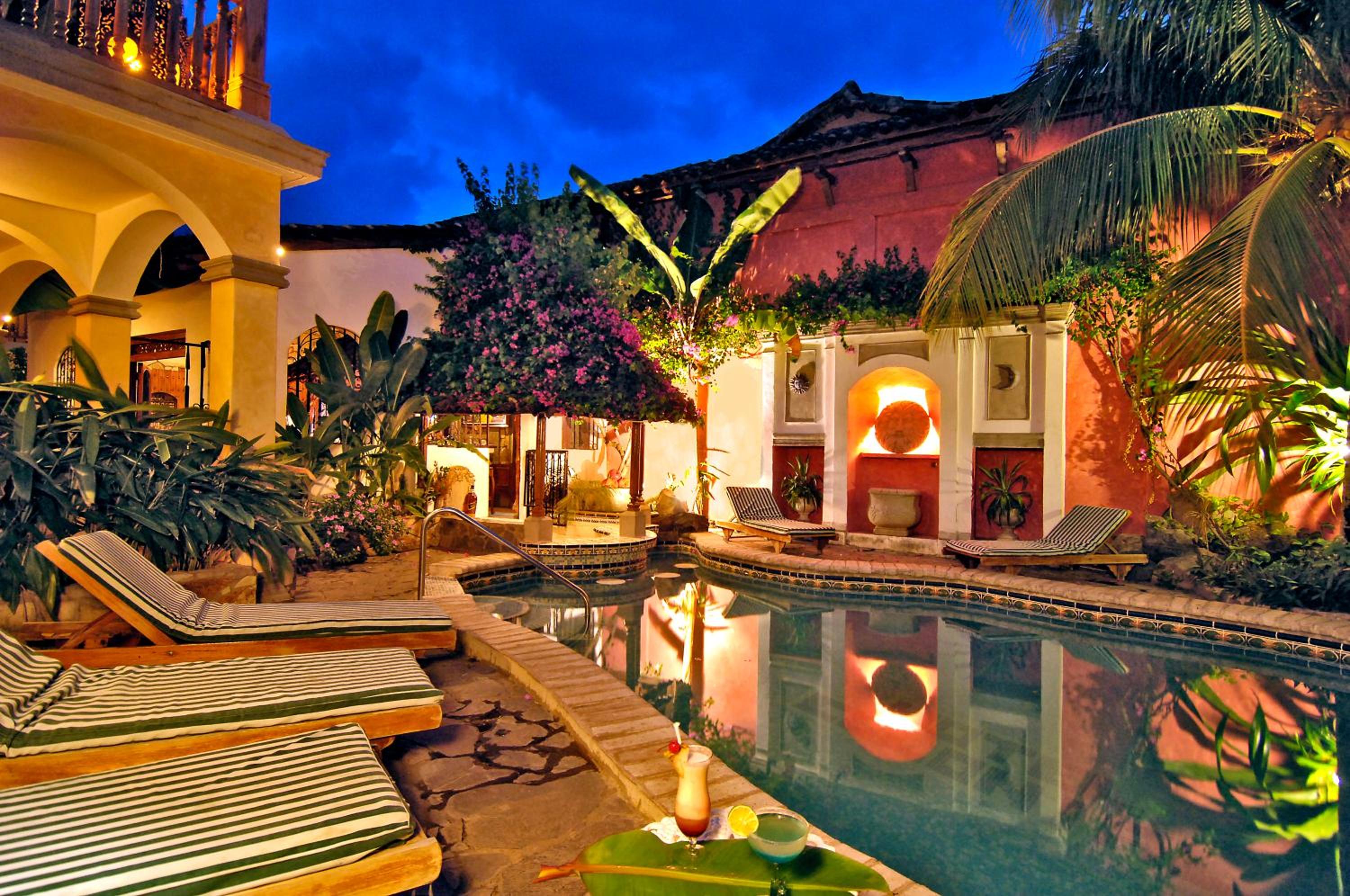 Hotel Colonial Granada - Image 1