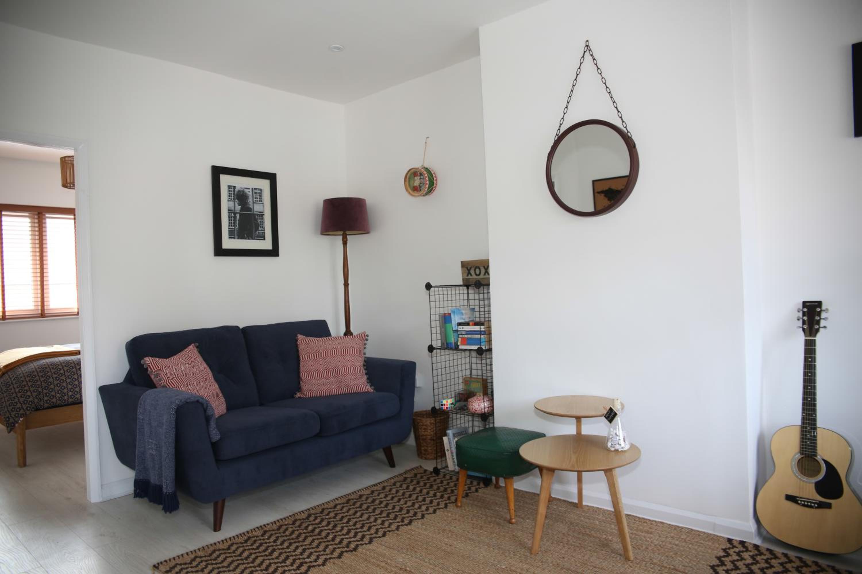 Stylish and modern entire apartment view 4