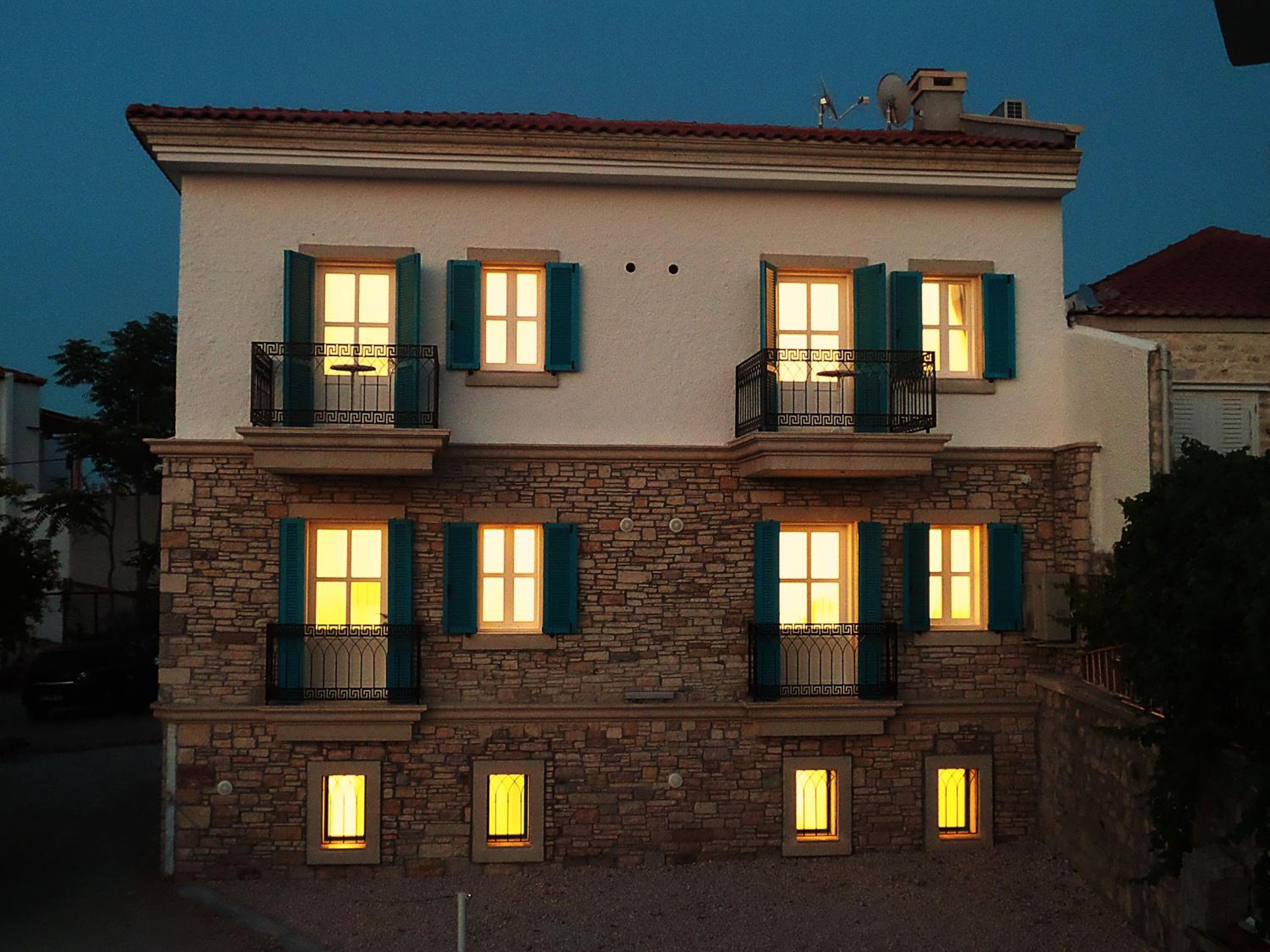 Çeşme Kale Taş Apart - Image 6