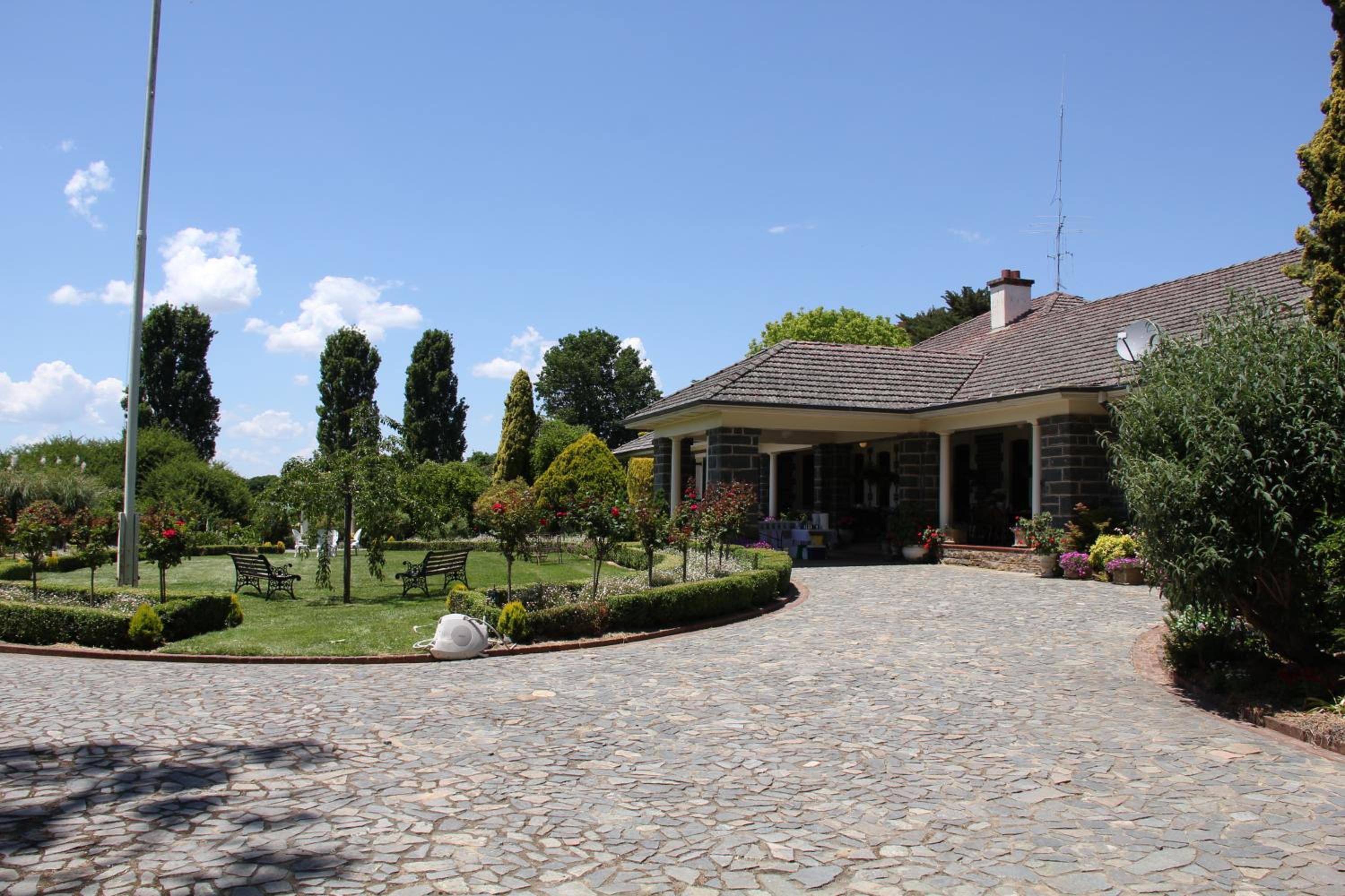 Historic Merryville Homestead