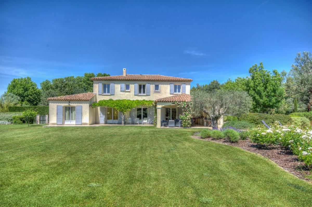 Villa Indigo view 4