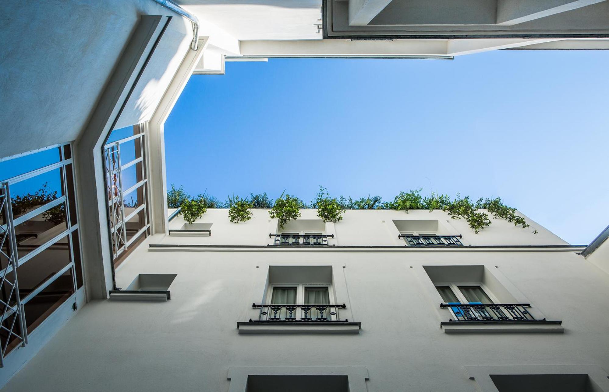 Hôtel du Rond-point des Champs-Élysées - Esprit de France
