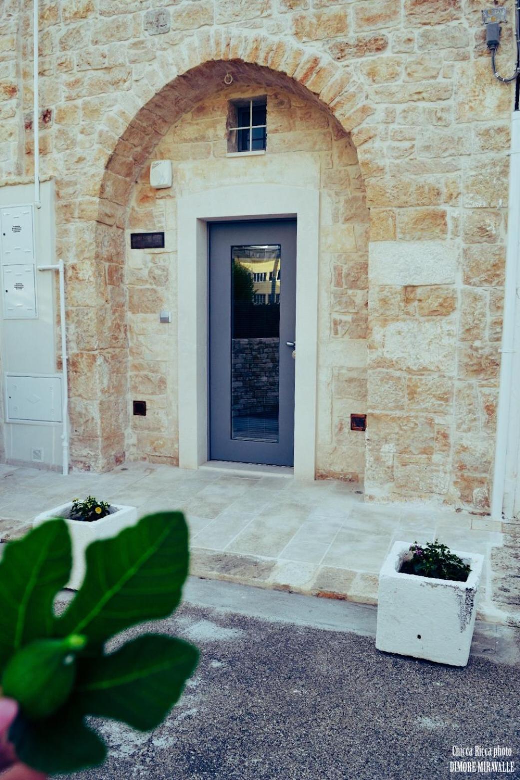 Photo 33