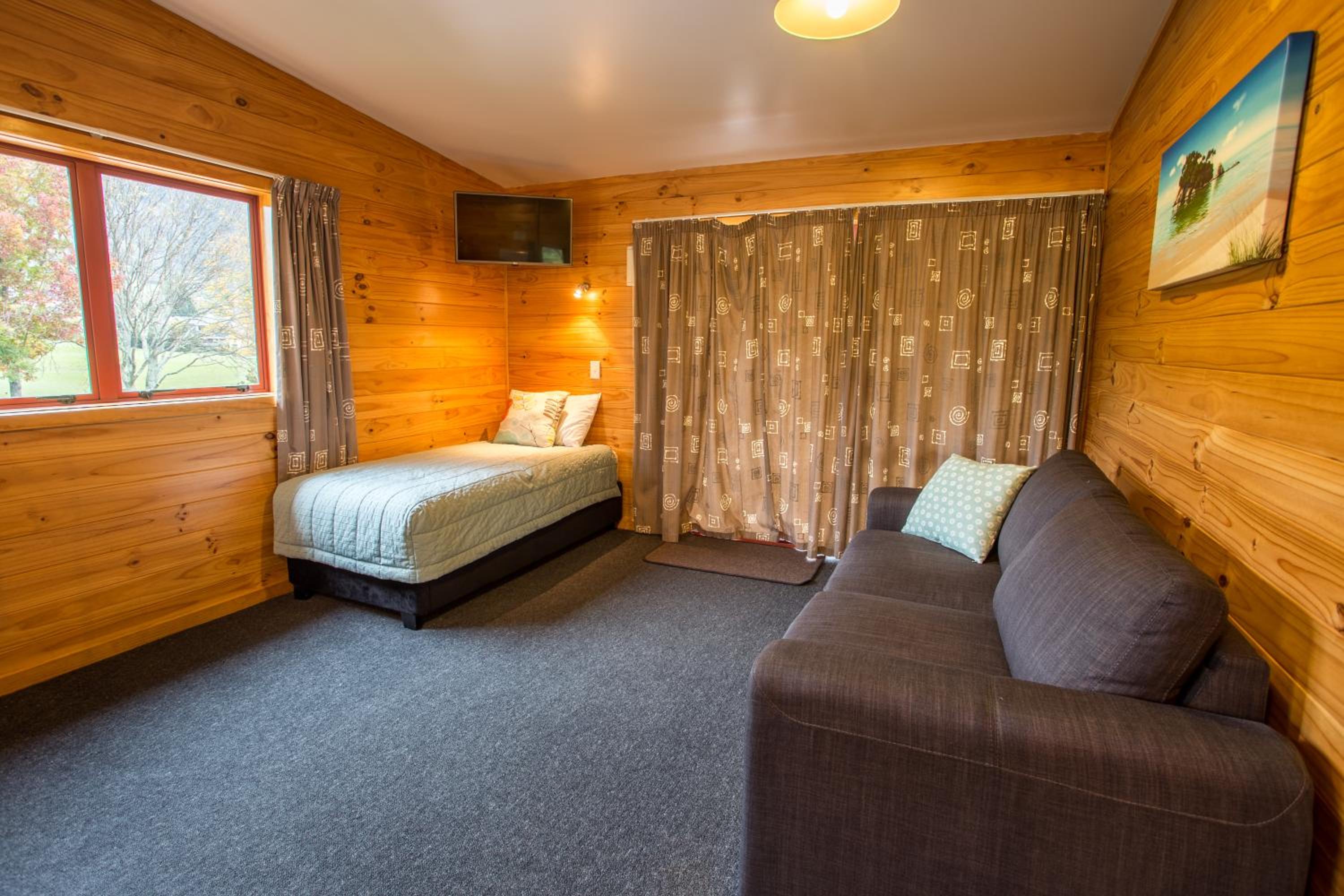 Nelson City TOP 10 Holiday Park