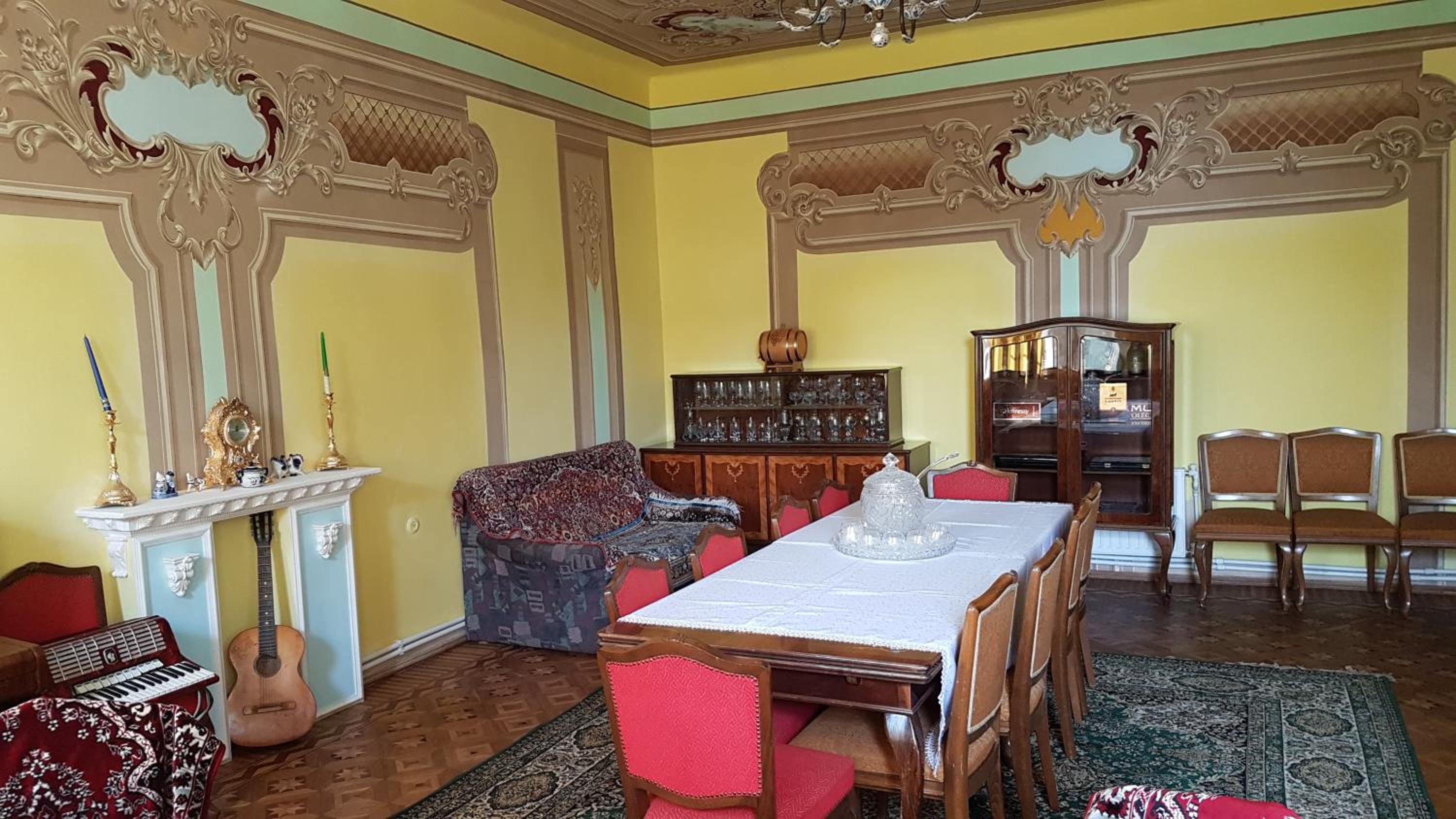 Artush & Raisa B&B