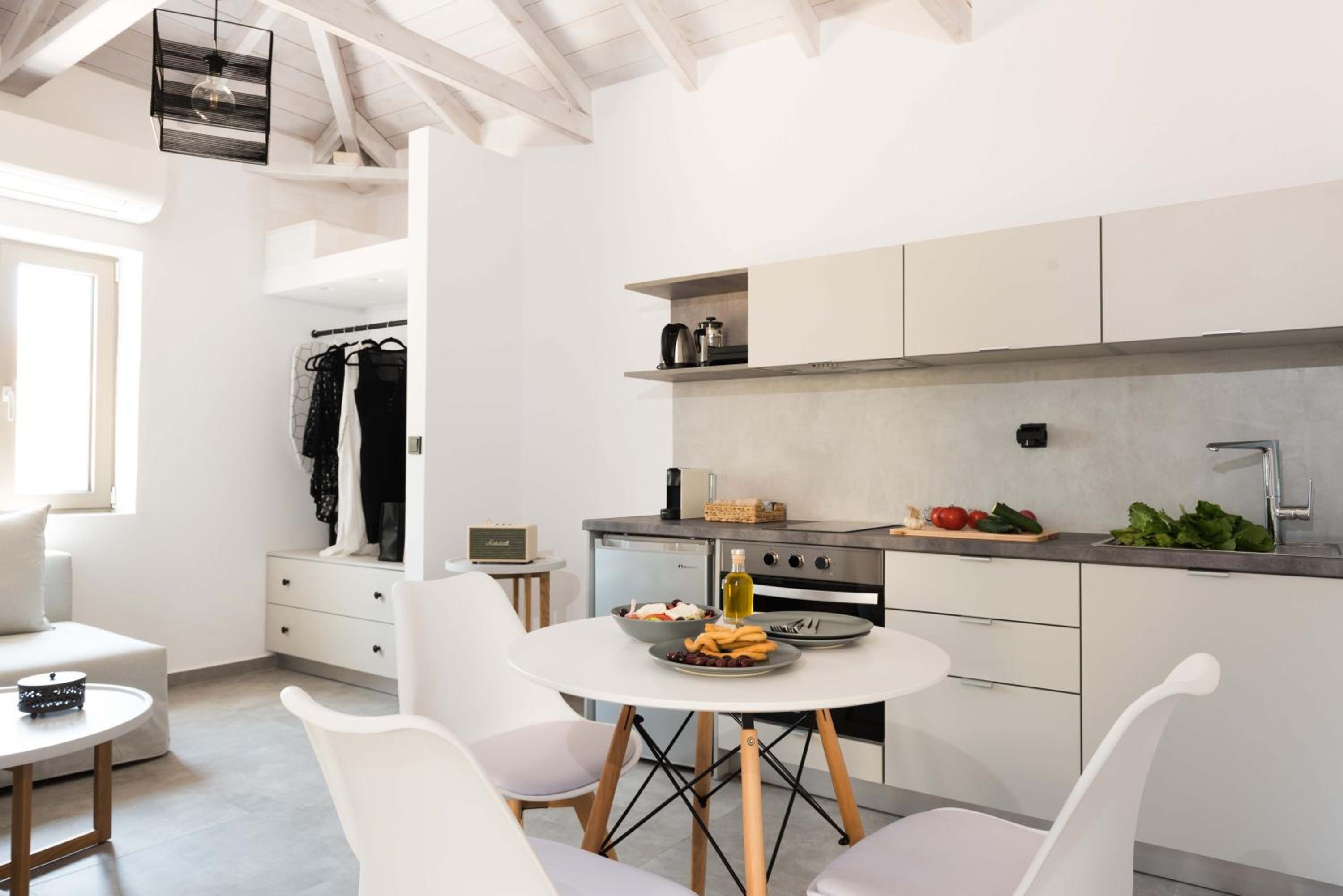 Calme Suites Mani