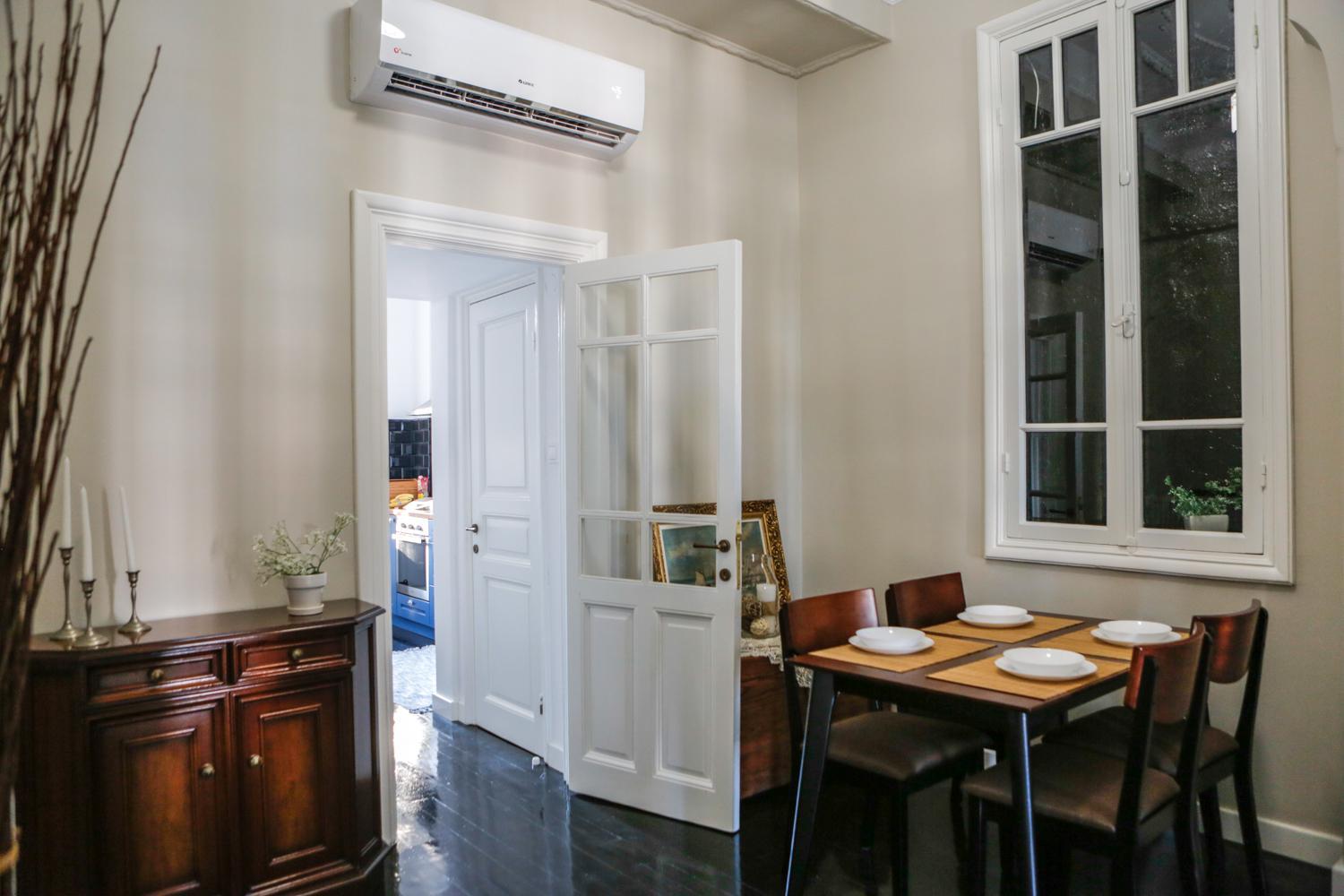 # Alegra Apartment , 10mtrs from VENIZELOU Metro Station